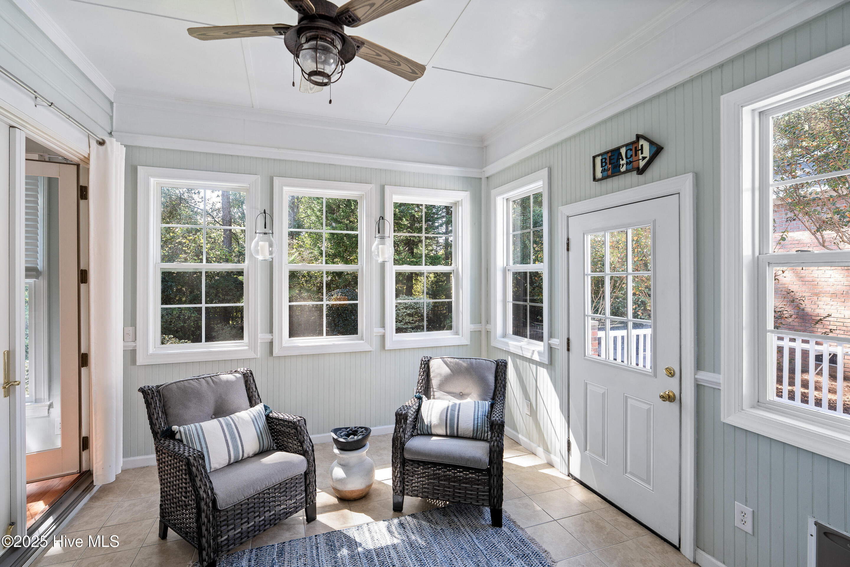 100534537 | Photo 18