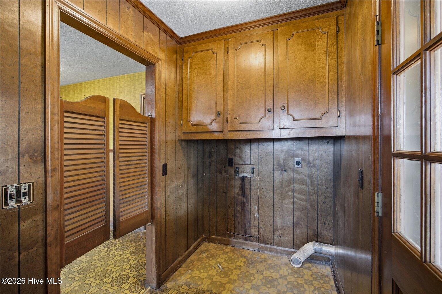 100557418 | Photo 15