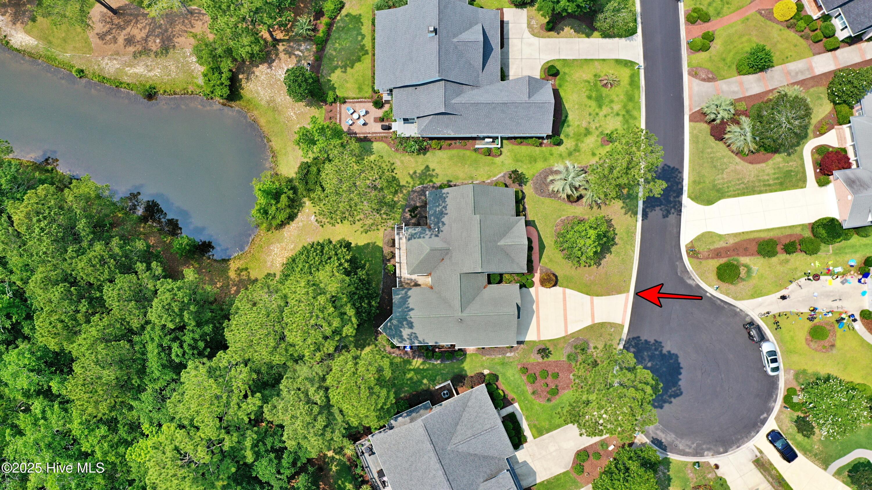 100511147 | Photo 36