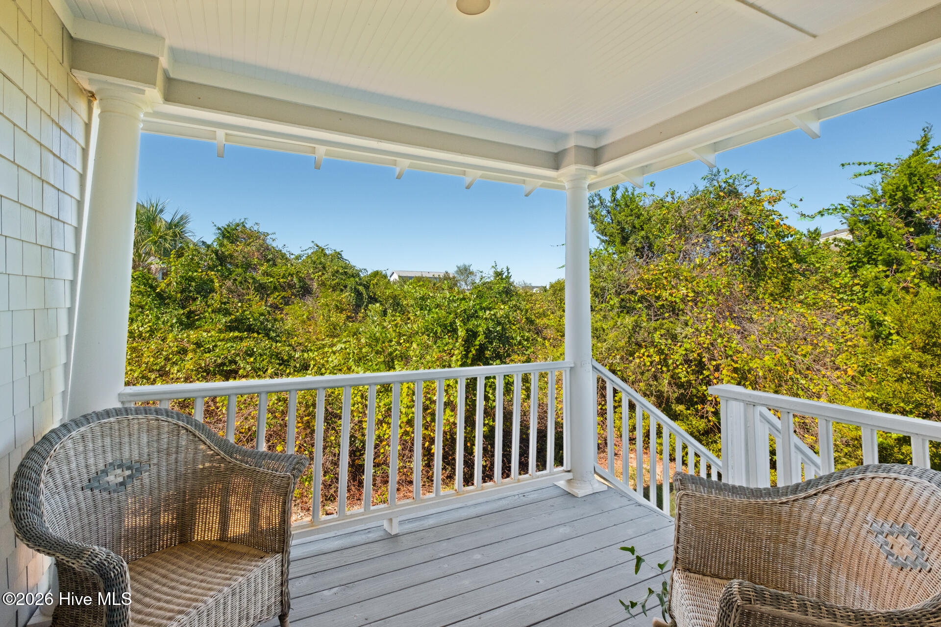 100556120 | Photo 34