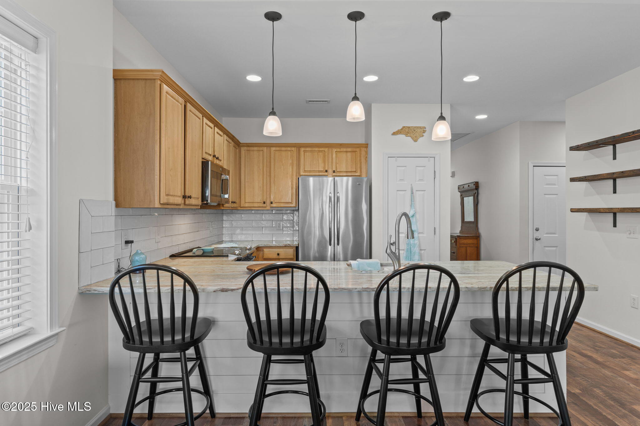 100522397 | Photo 14