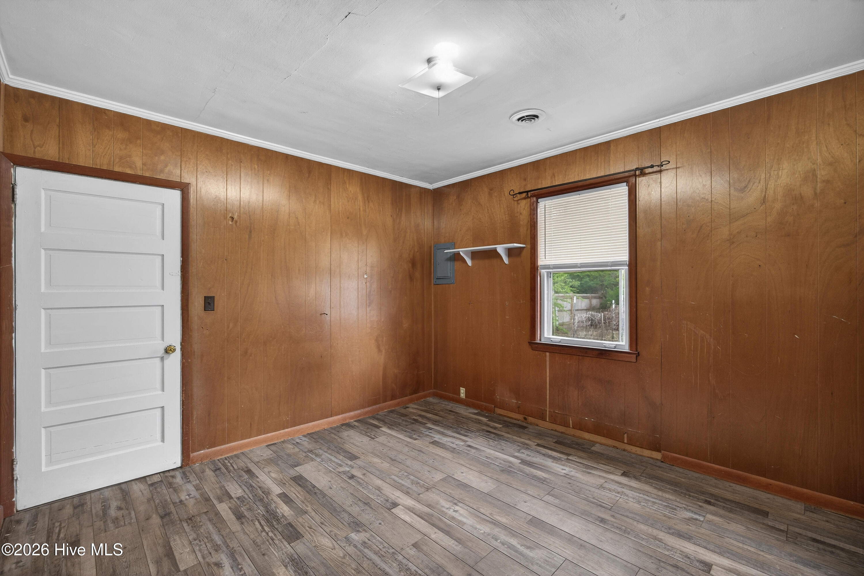 100564526 | Photo 31