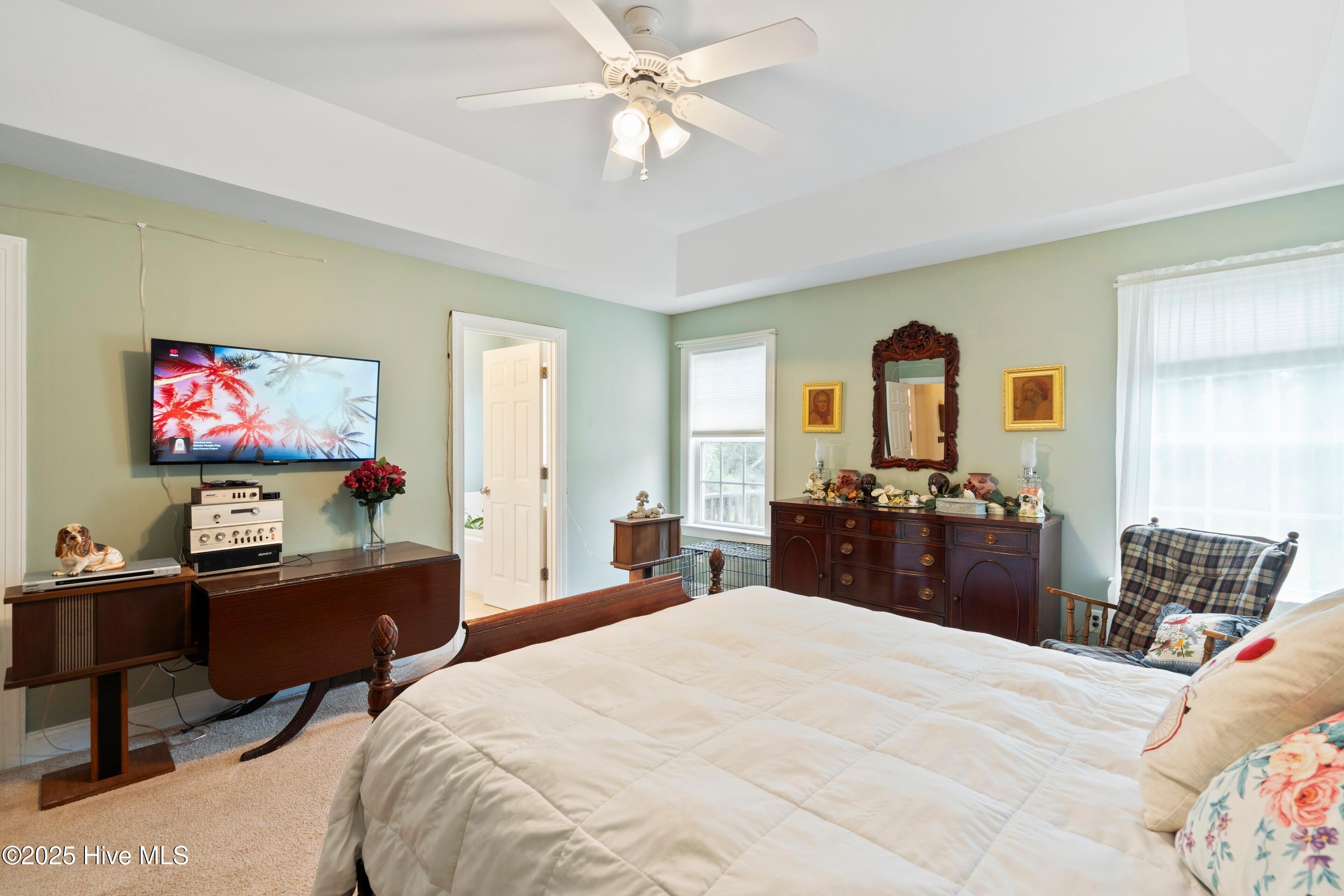 100522609 | Photo 32