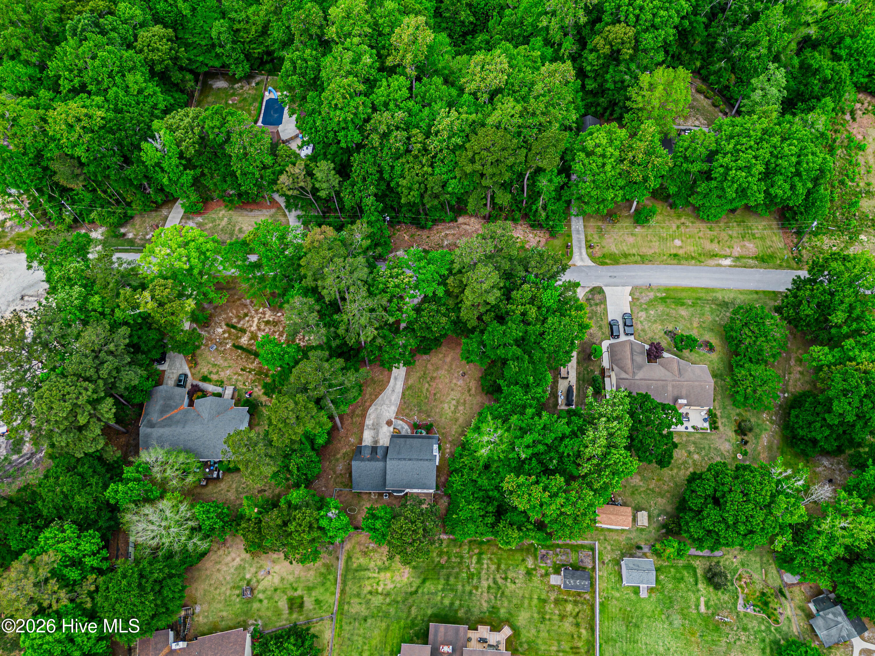 100568422 | Photo 63