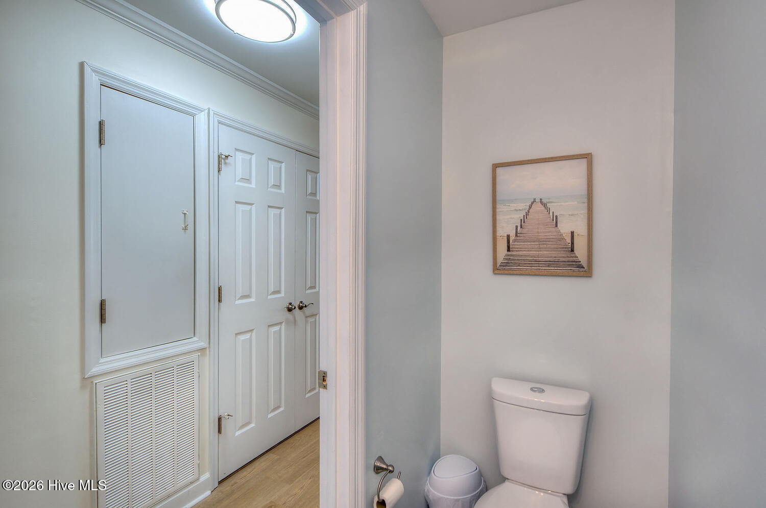 100566241 | Photo 16