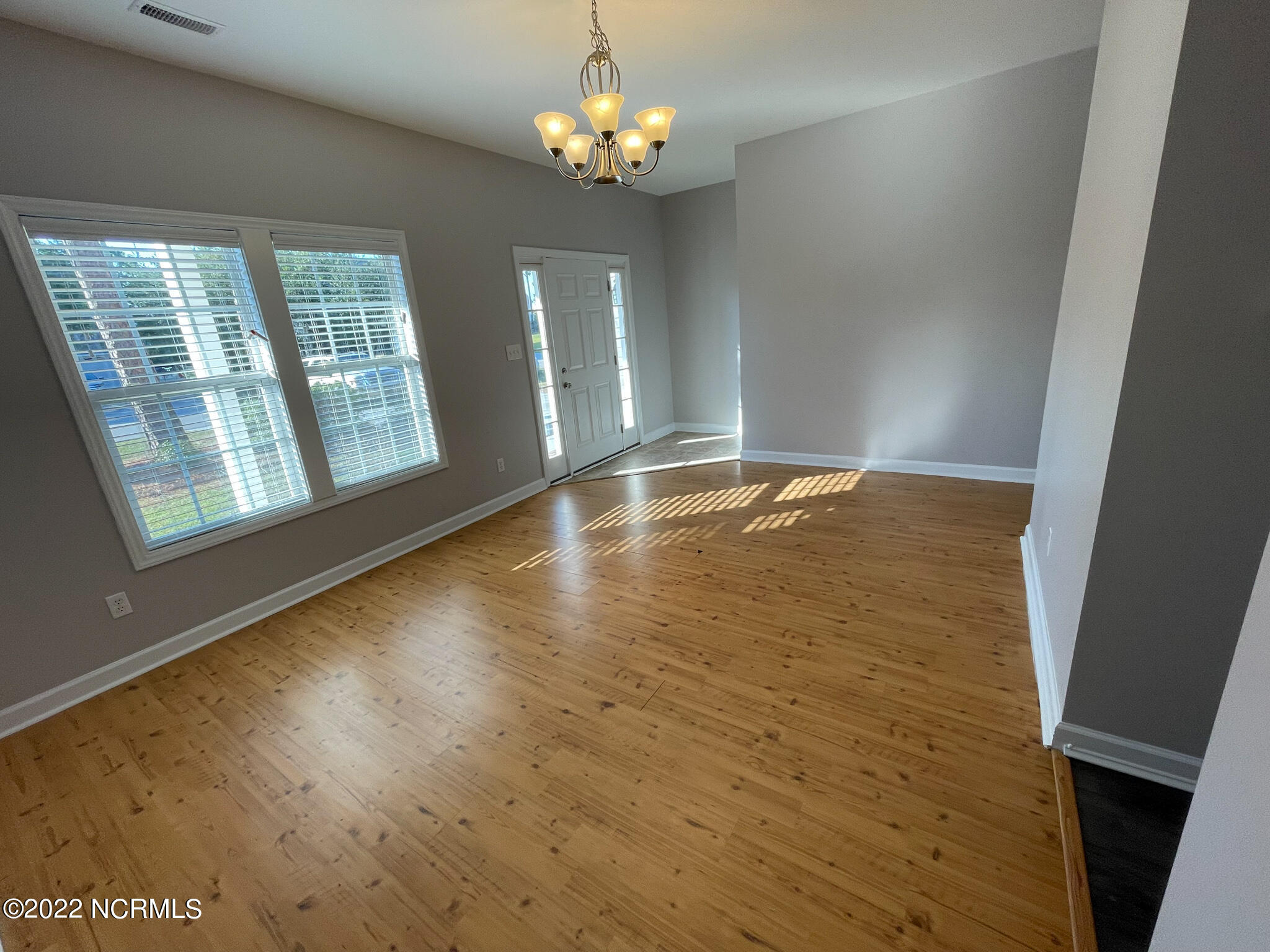 100555173 | Photo 14