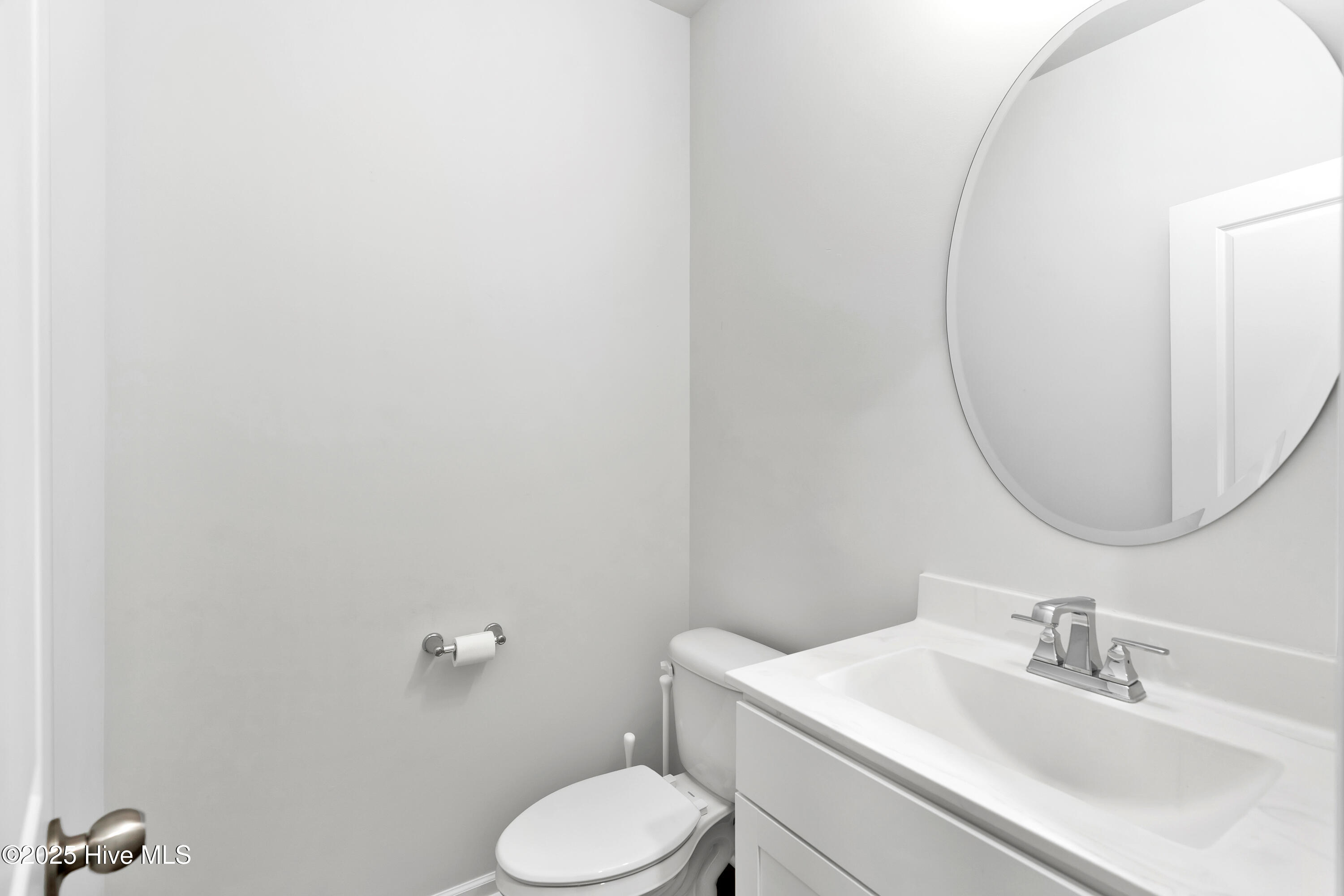 100513035 | Photo 13