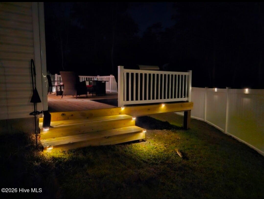 100564631 | Photo 32