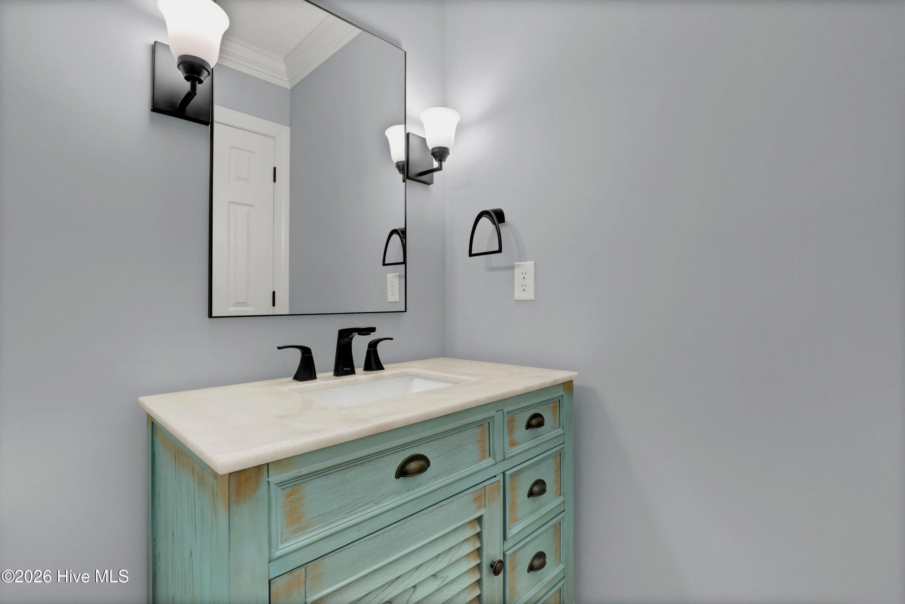 100489094 | Photo 18