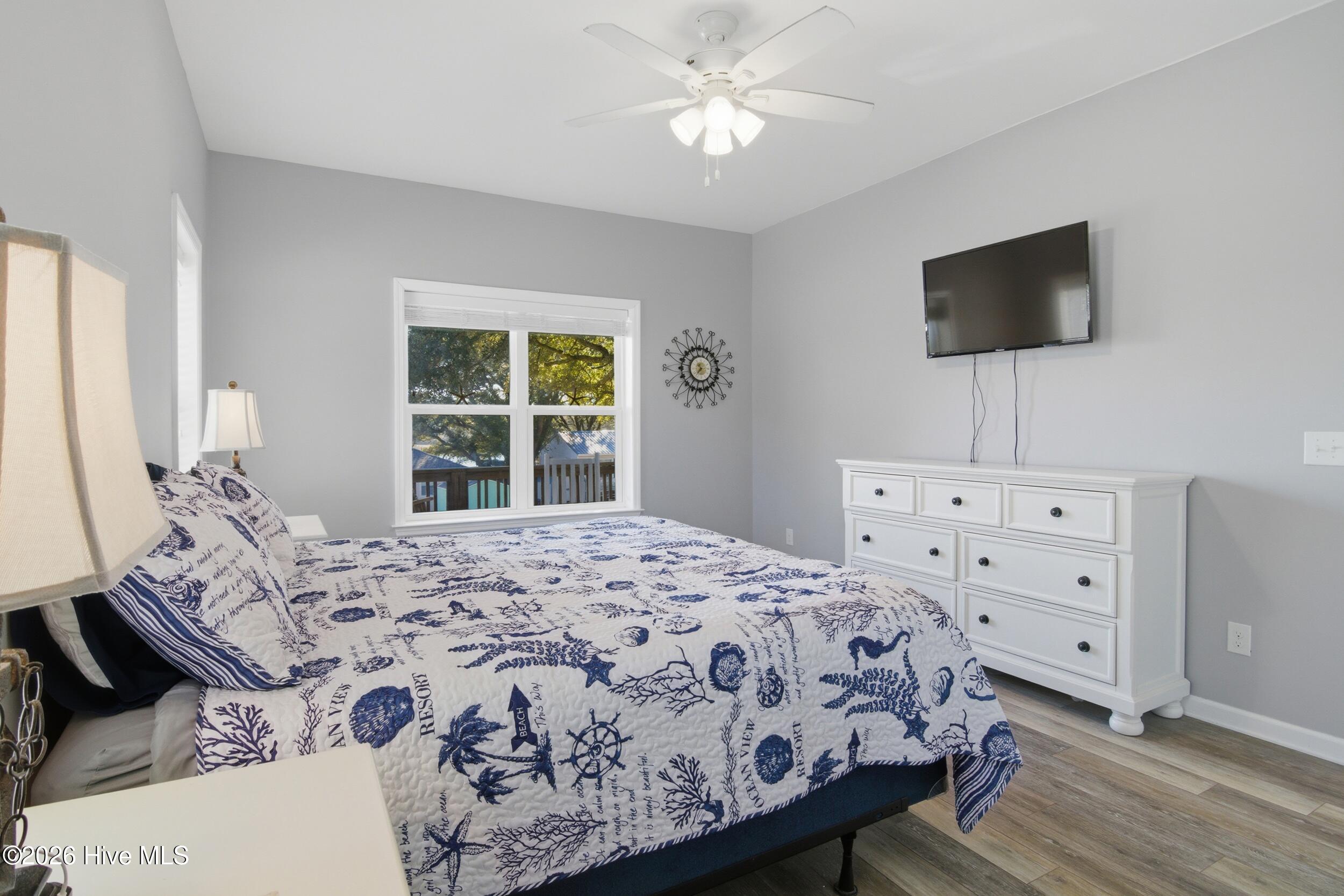 100552555 | Photo 19