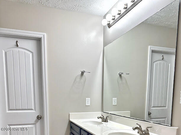 100560235 | Photo 47