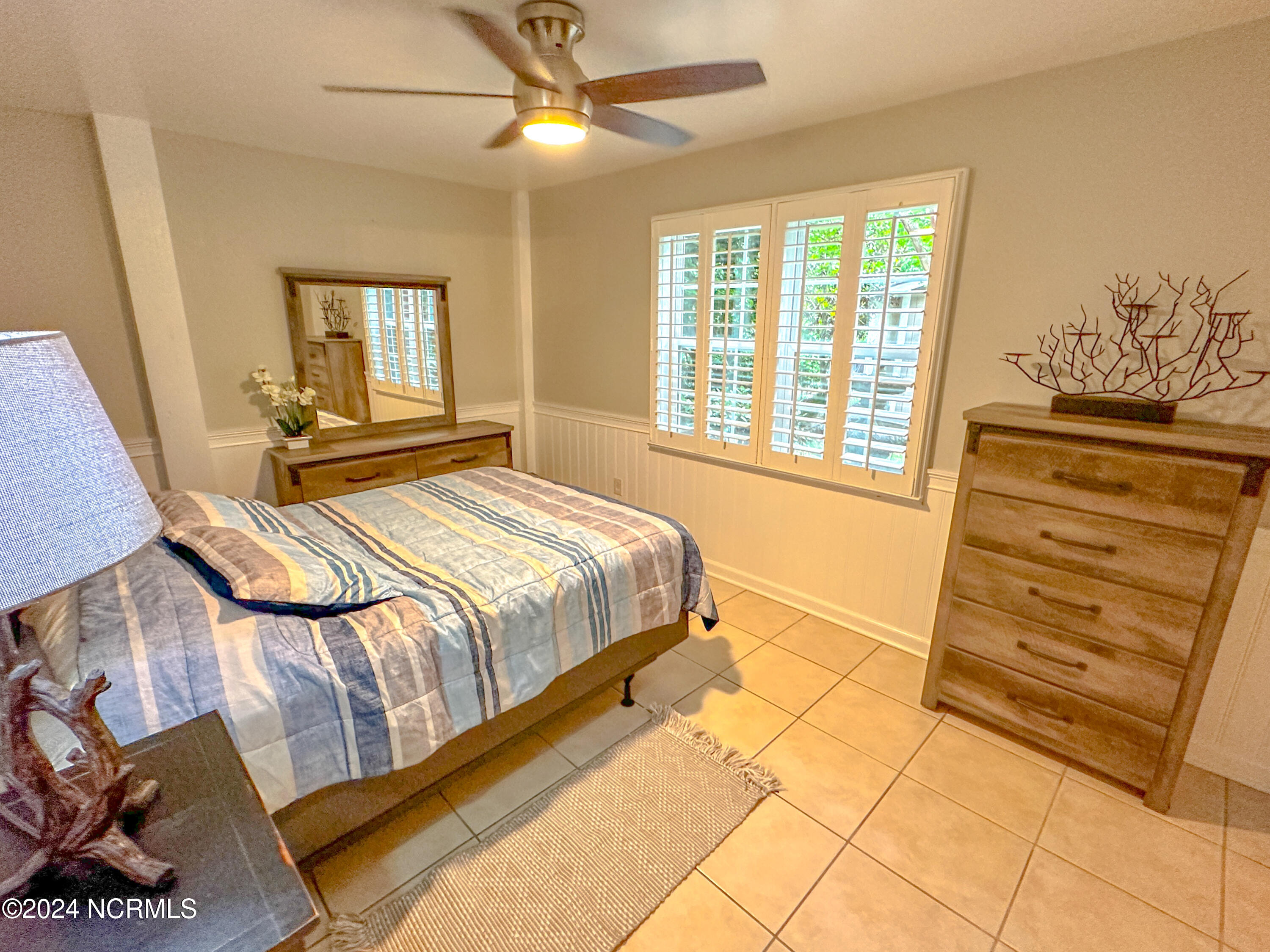 100558799 | Photo 17