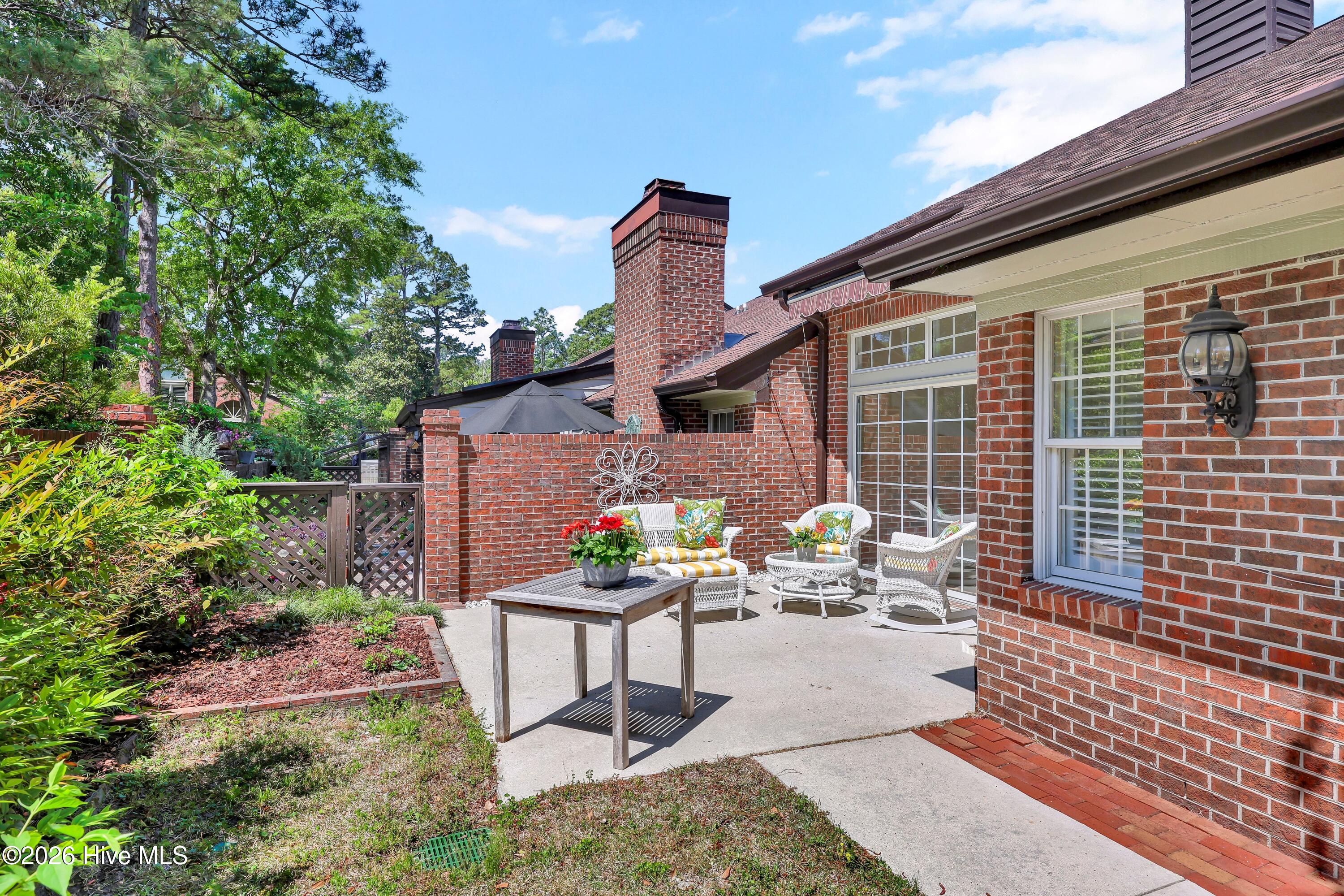 100569020 | Photo 31