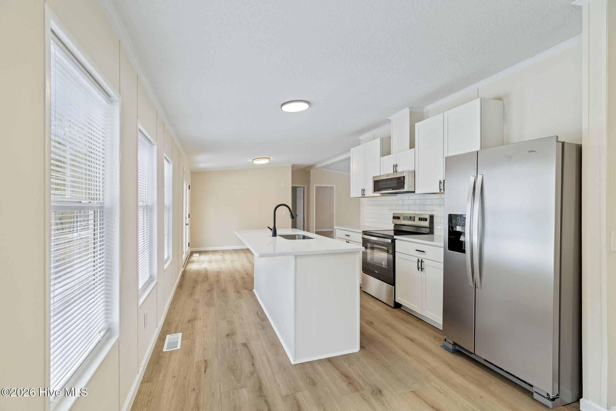 100552963 | Photo 20