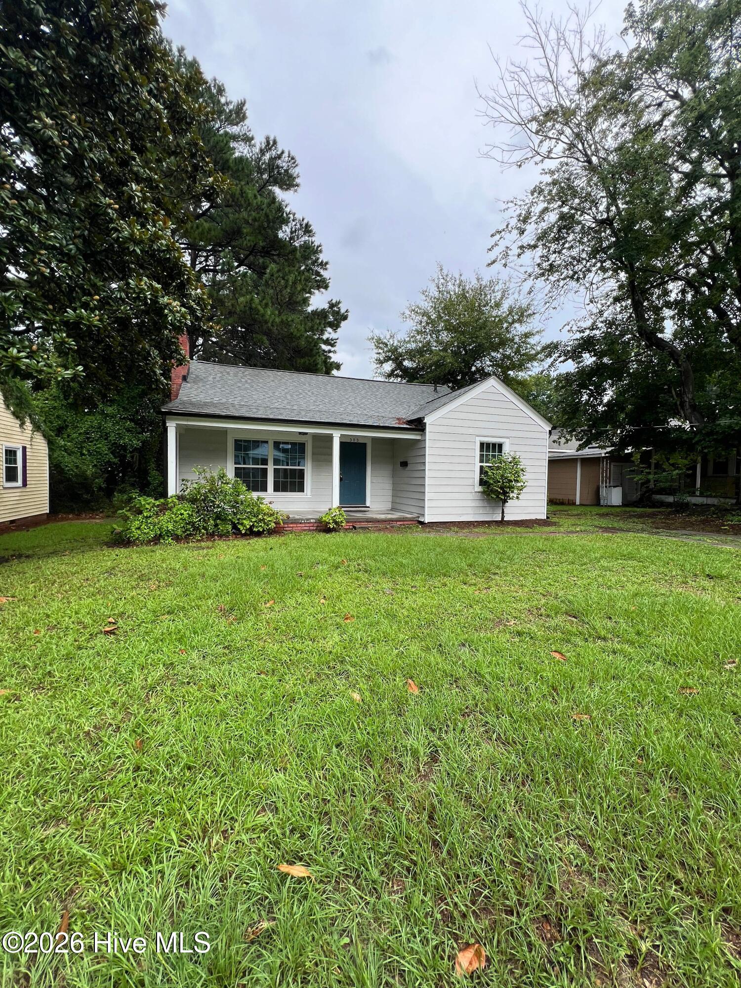 303 S Oak Street, Greenville, NC 27858 Listing Photo  1