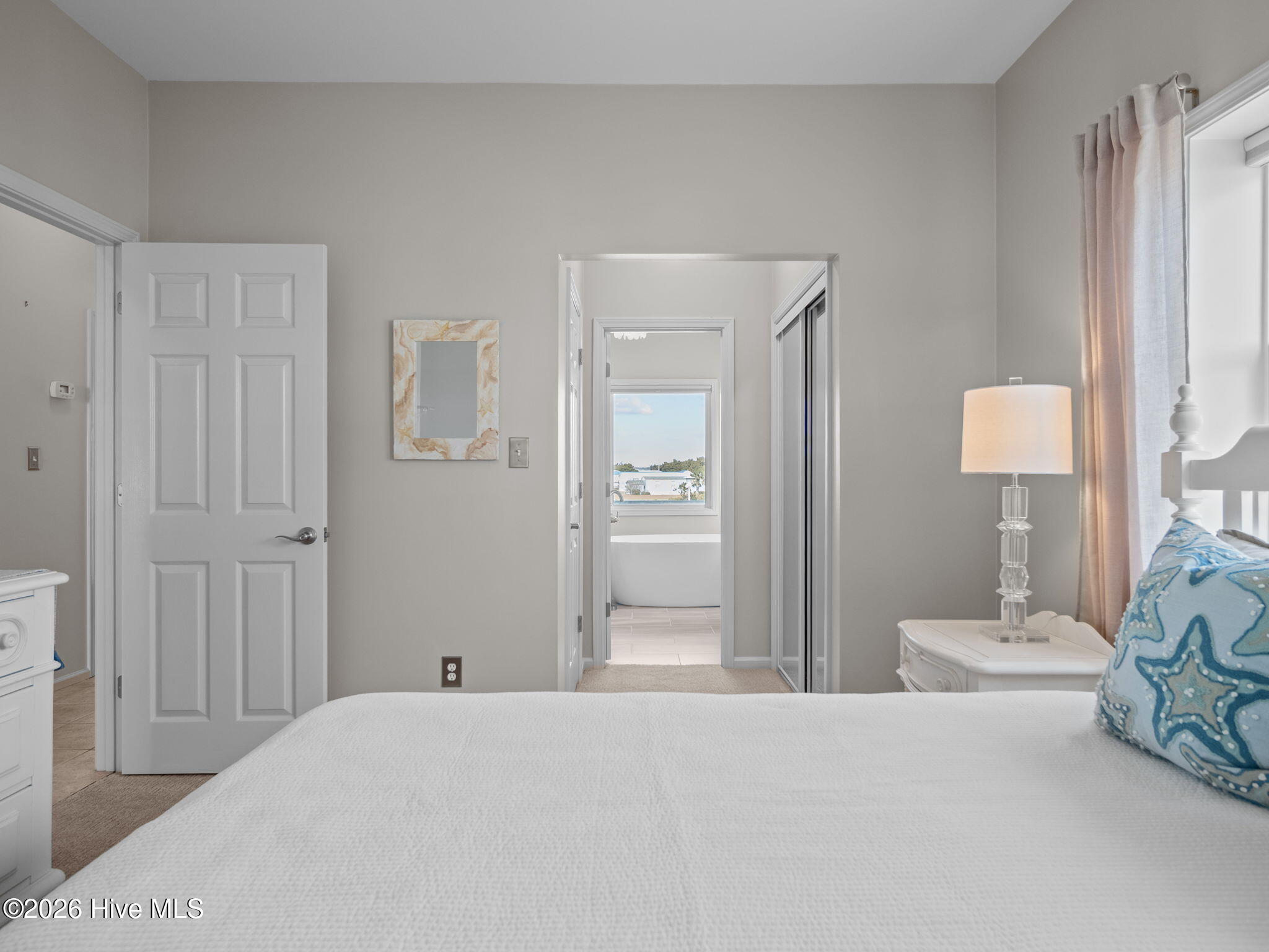 100552936 | Photo 10