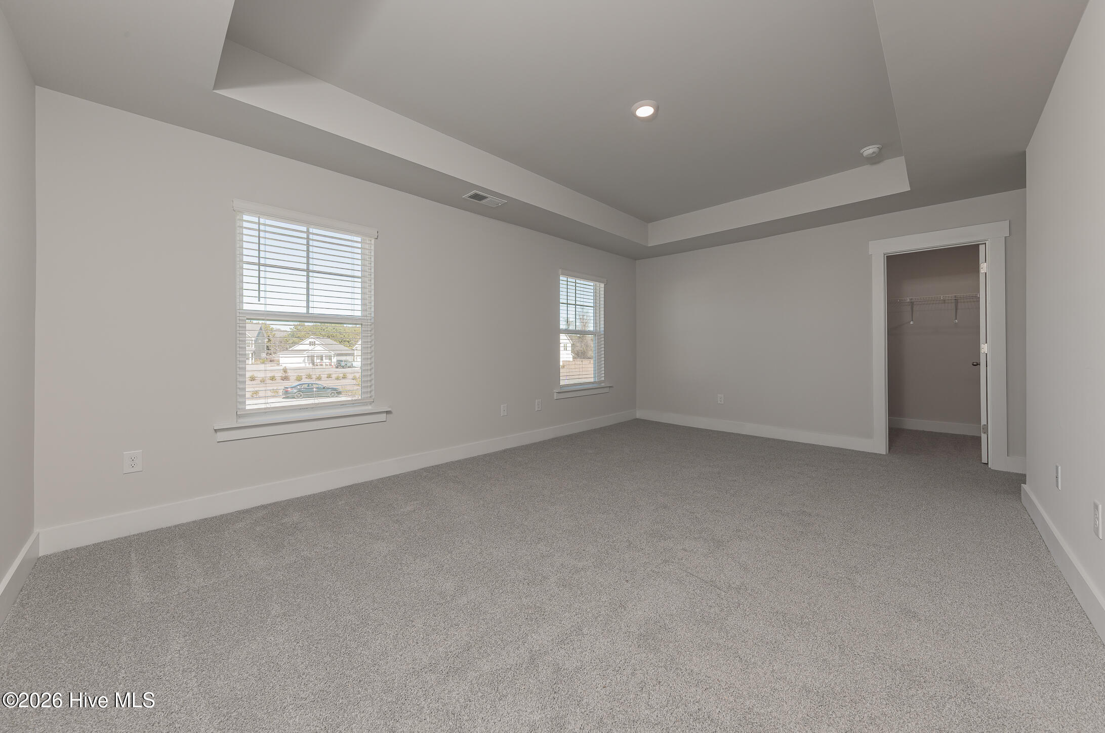 100547064 | Photo 11