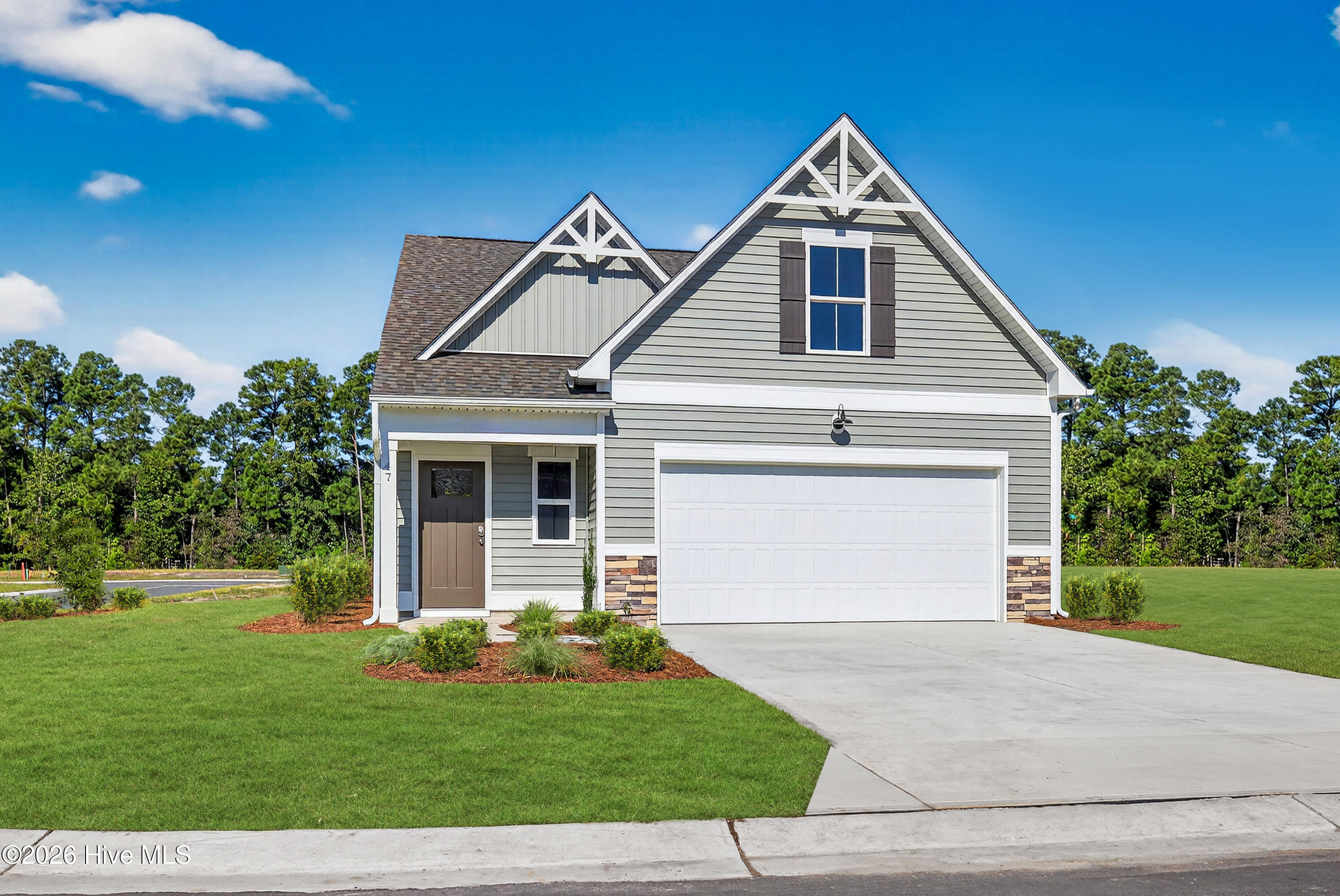 100560243 | Photo 26