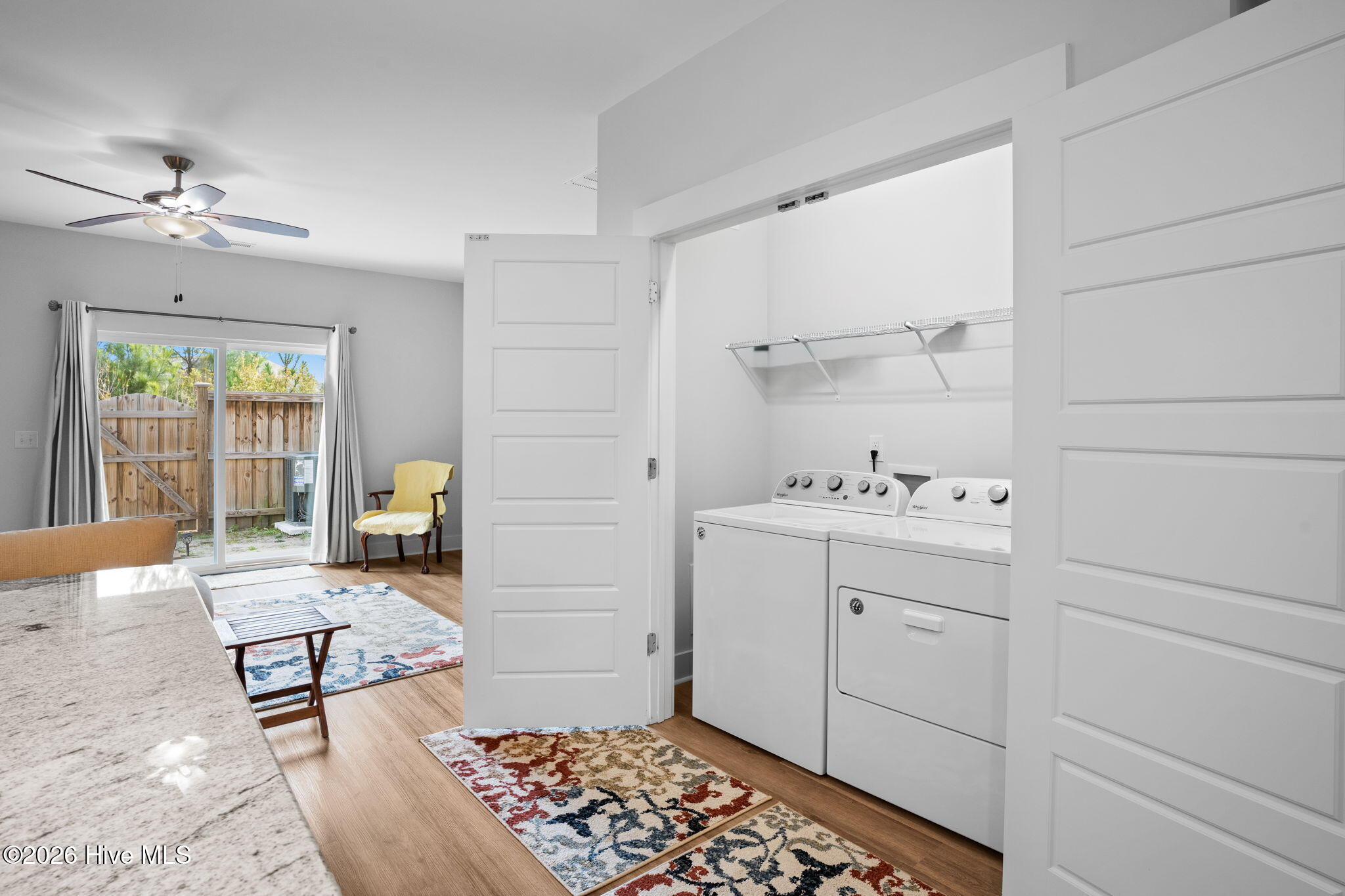 100549821 | Photo 10