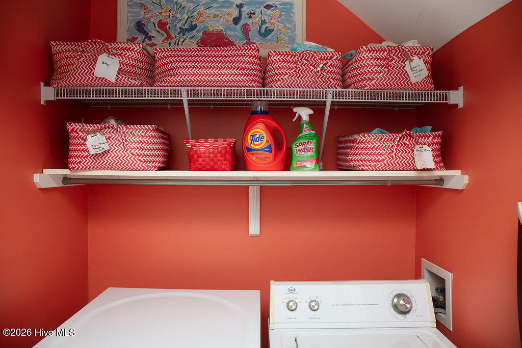 100557478 | Photo 13