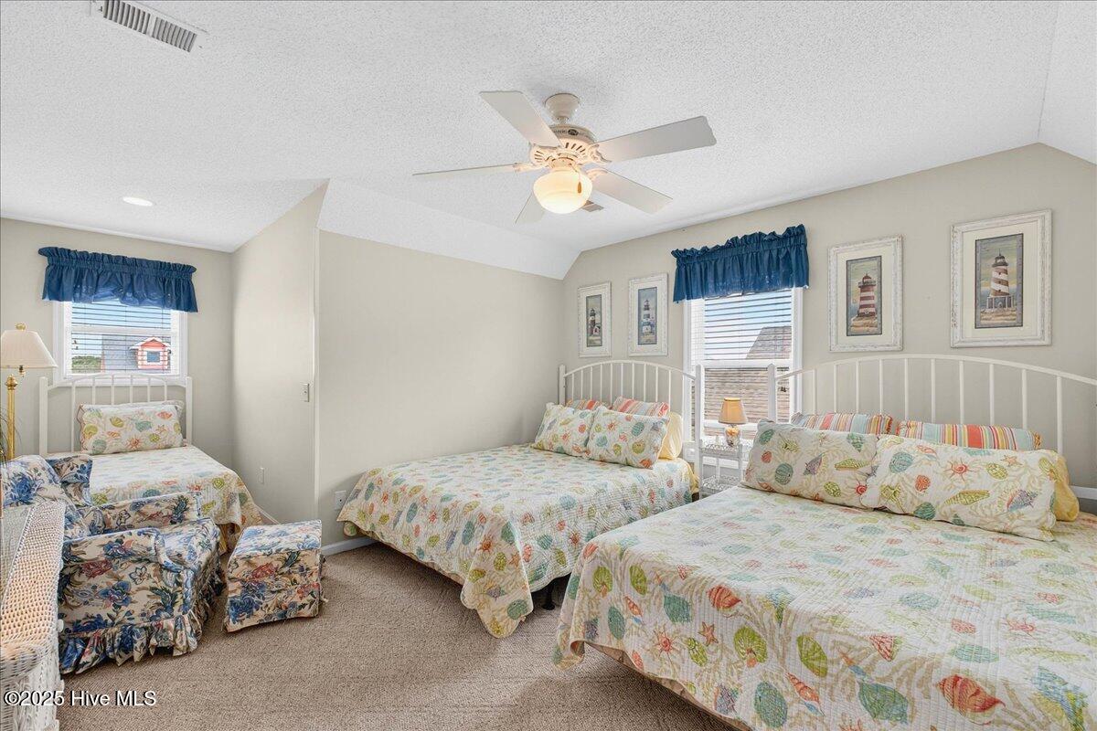 100531606 | Photo 27