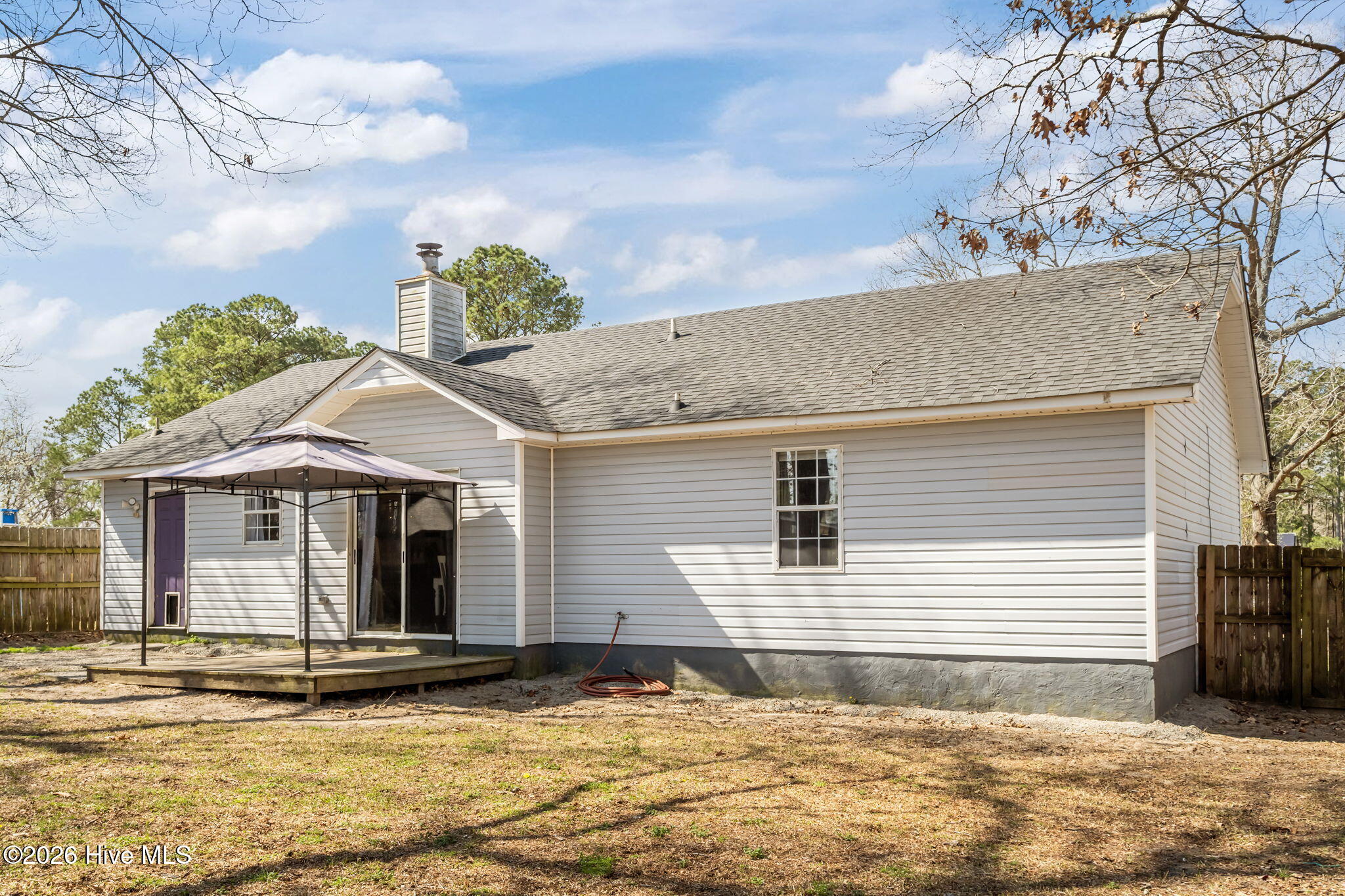 100558833 | Photo 40