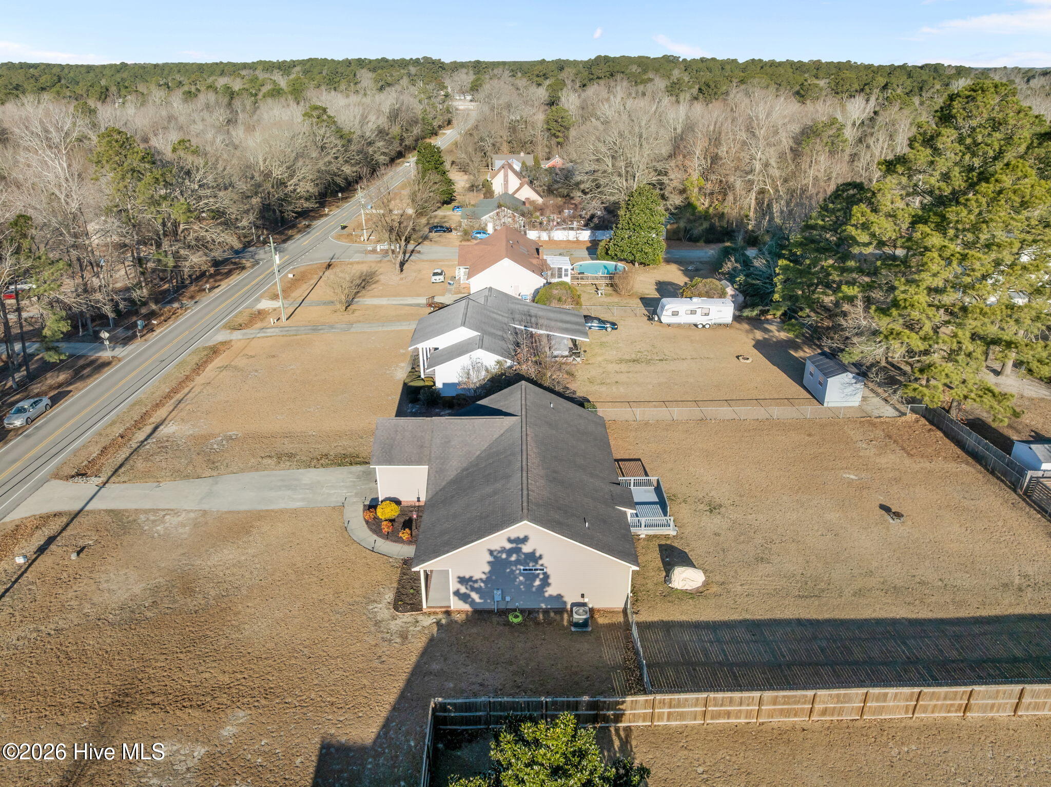 100549780 | Photo 54