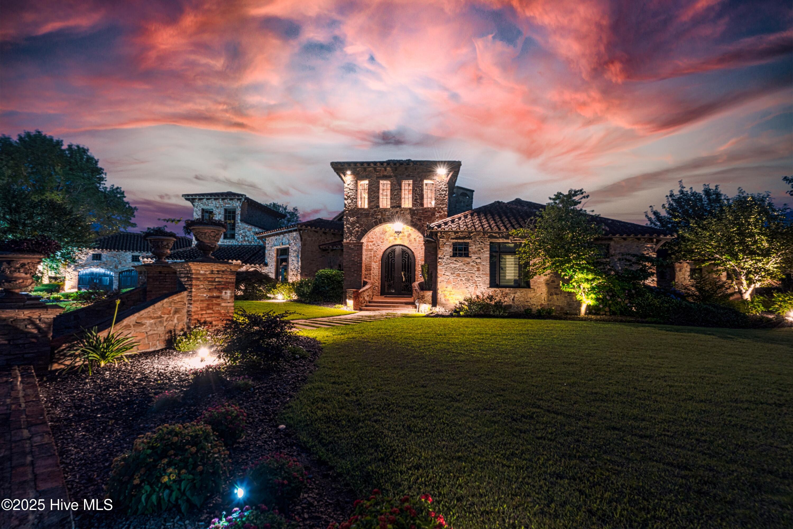 Homes for sale in New Bern, NC | 106 Allen Dr, New Bern, NC 28562 | MLS# 100507532