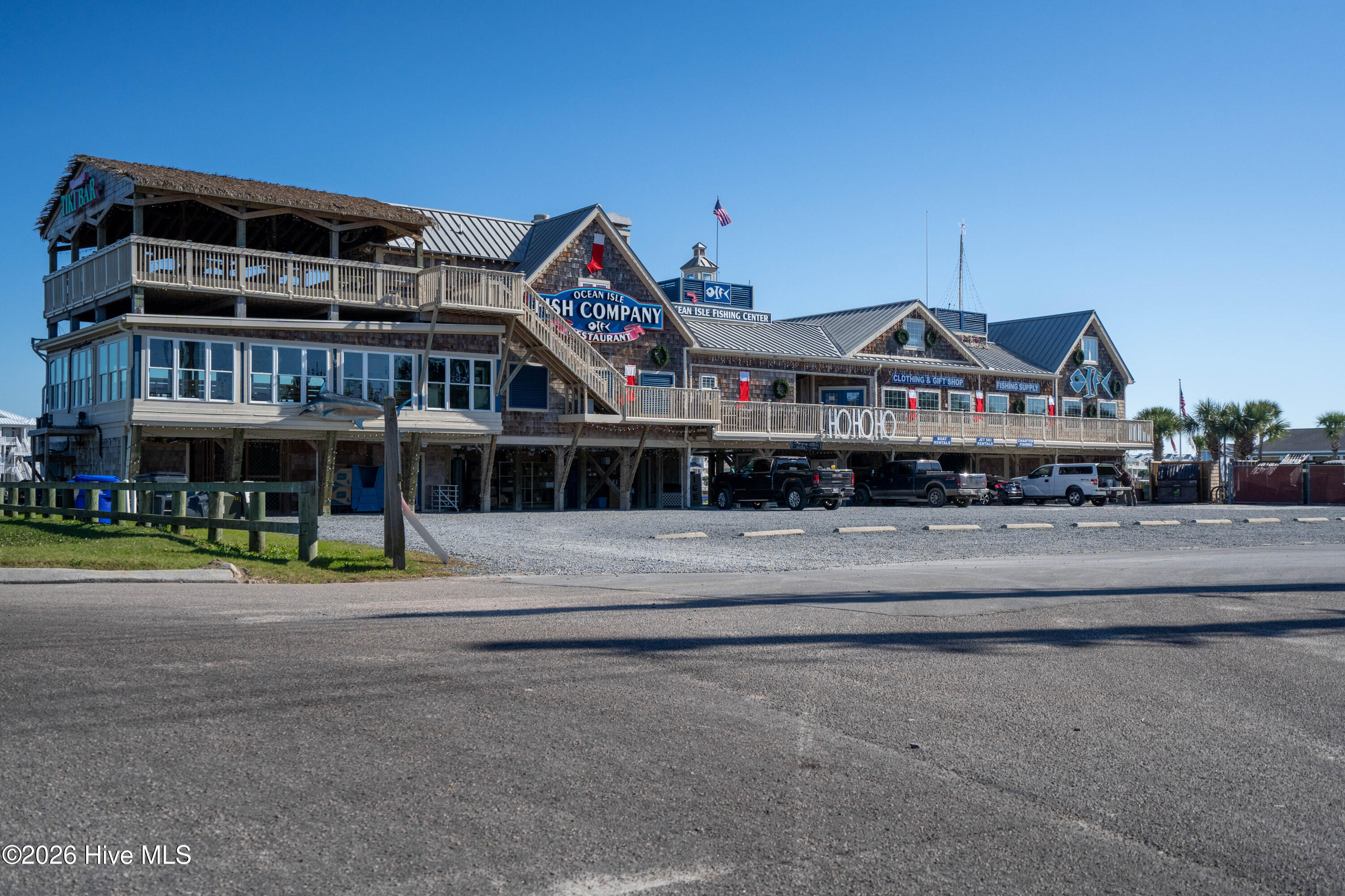 100551504 | Photo 39