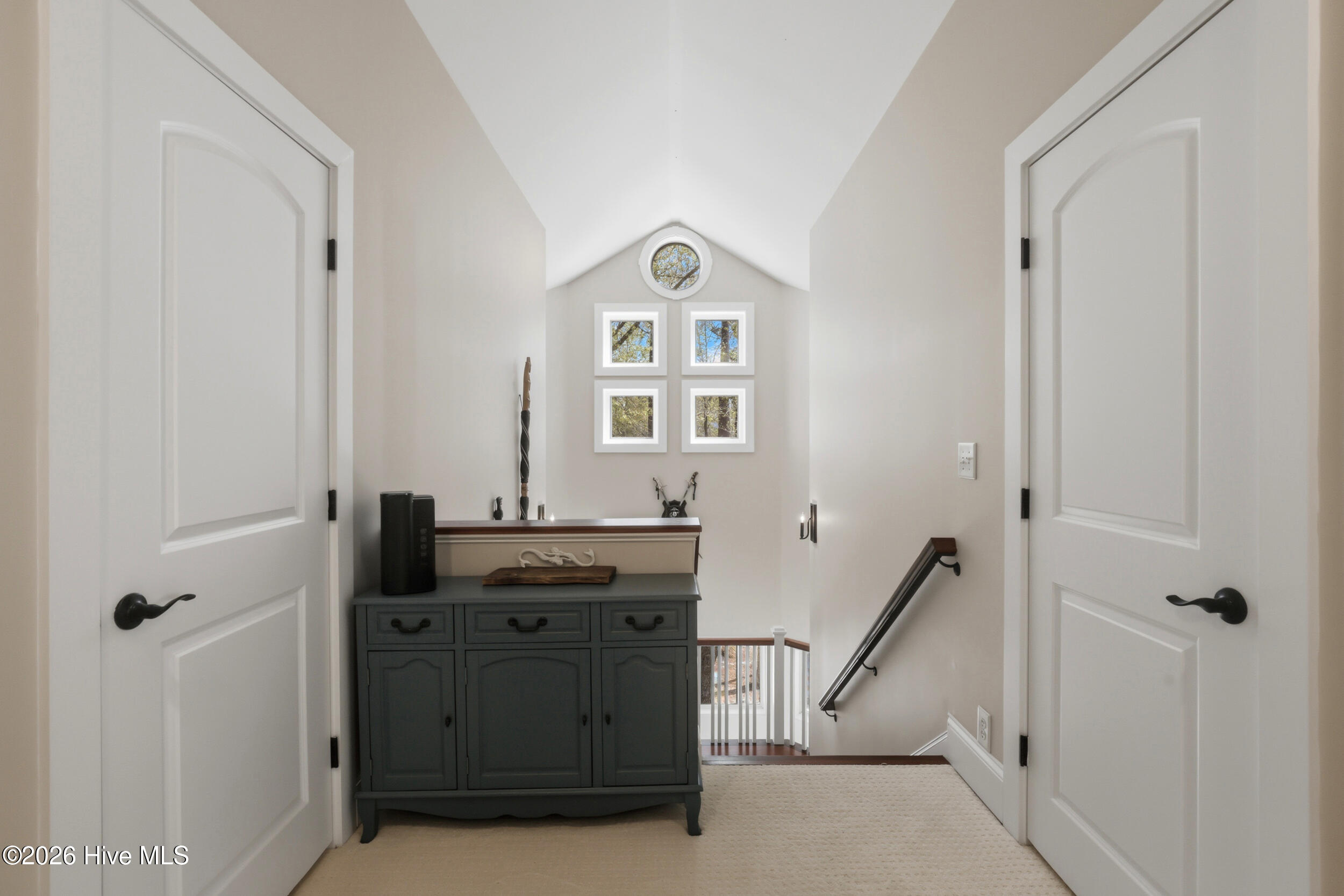 100564961 | Photo 27