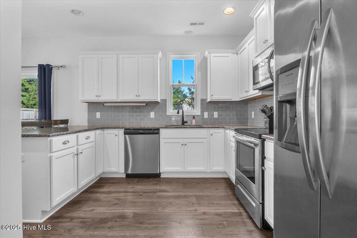 100532836 | Photo 10