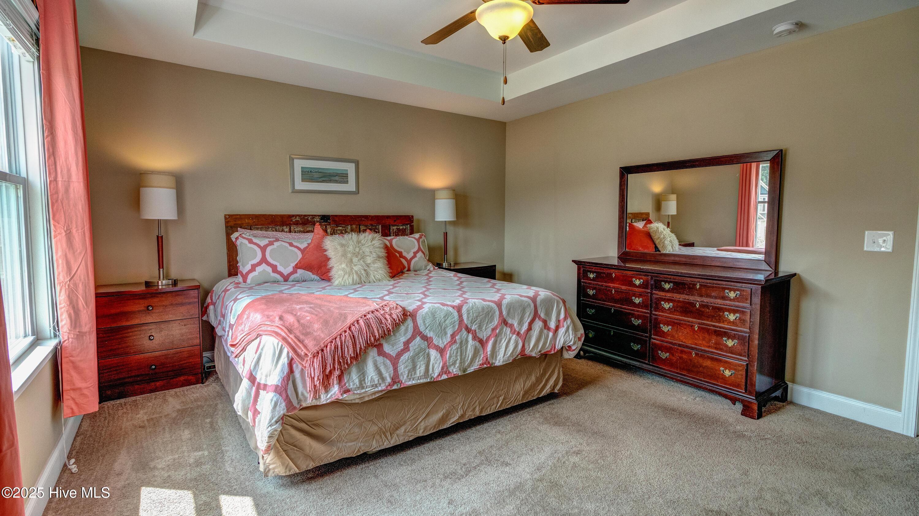 100540832 | Photo 18