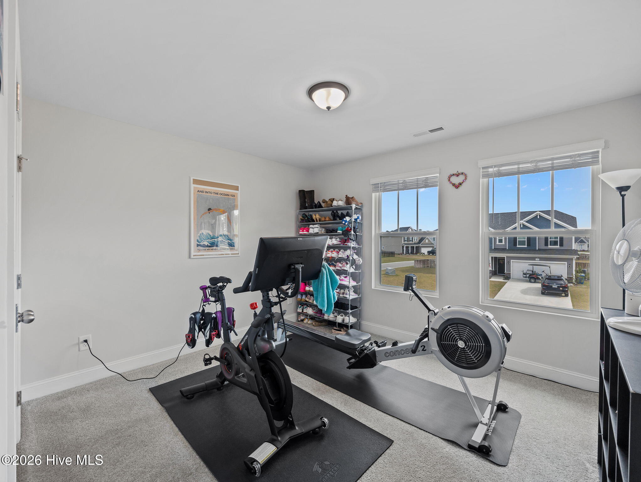 100562979 | Photo 26