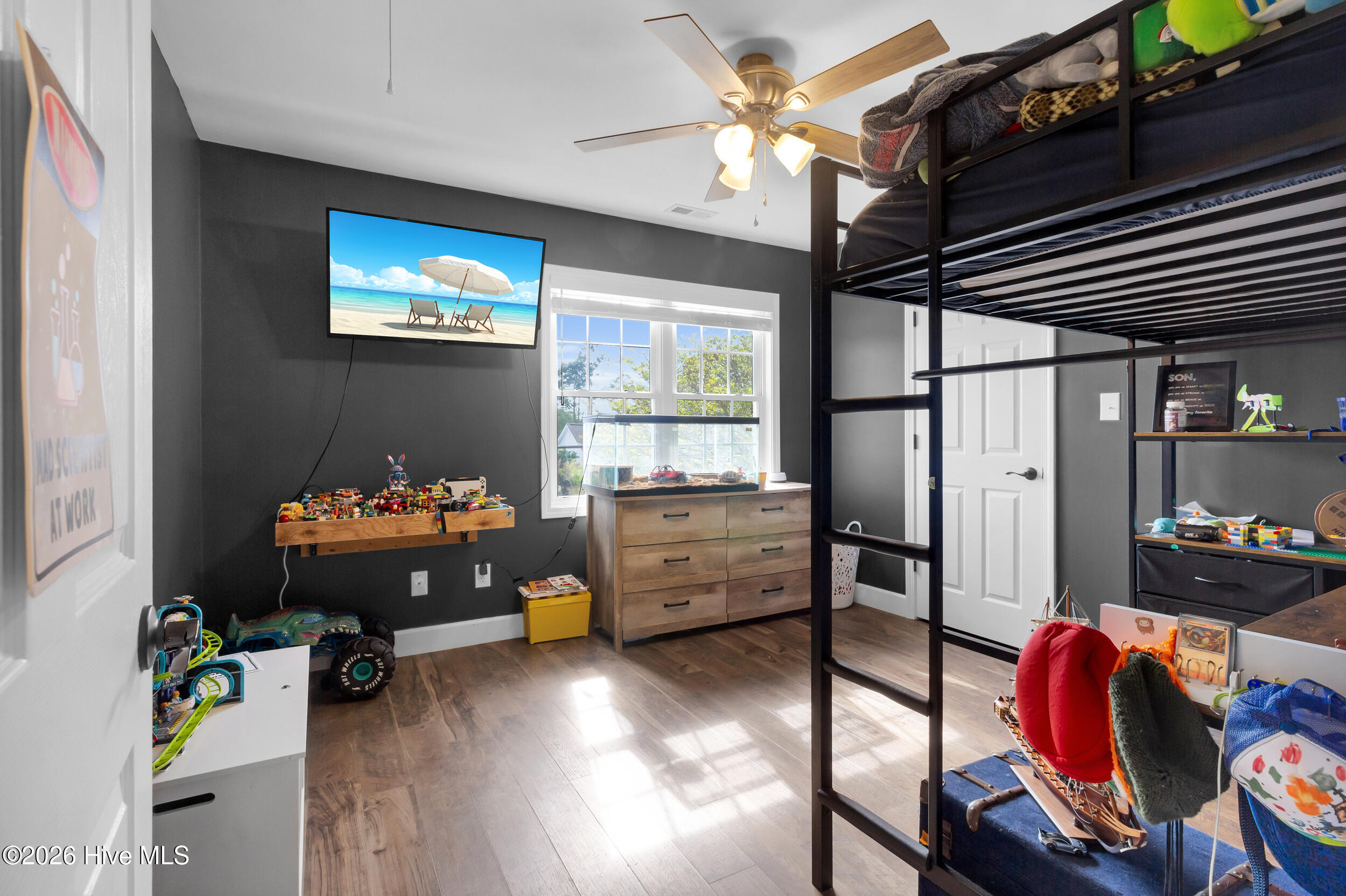 100566546 | Photo 23