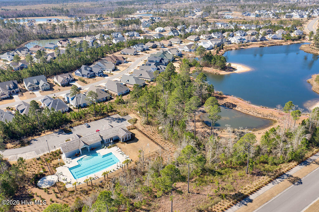 100565235 | Photo 147