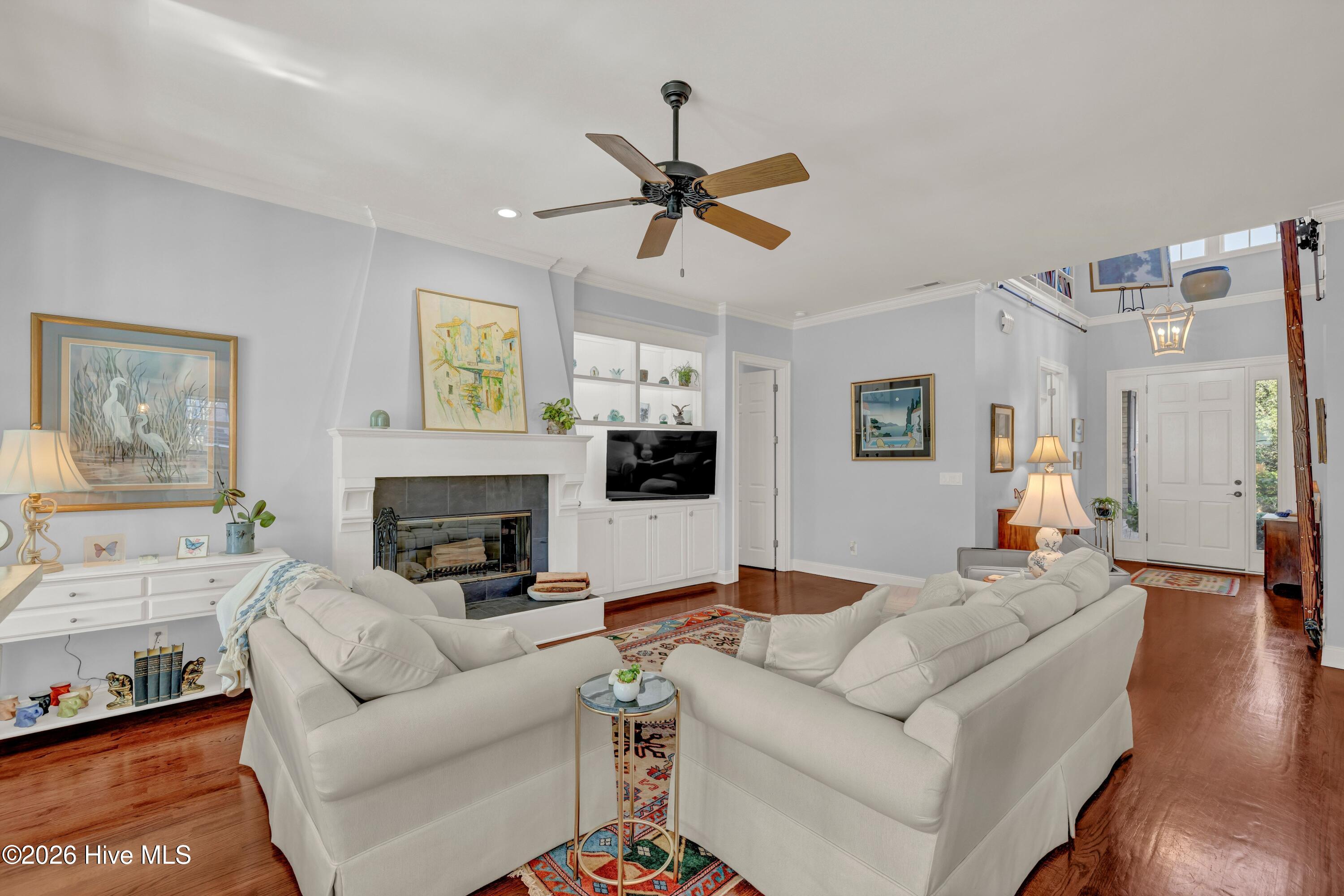 100548957 | Photo 10