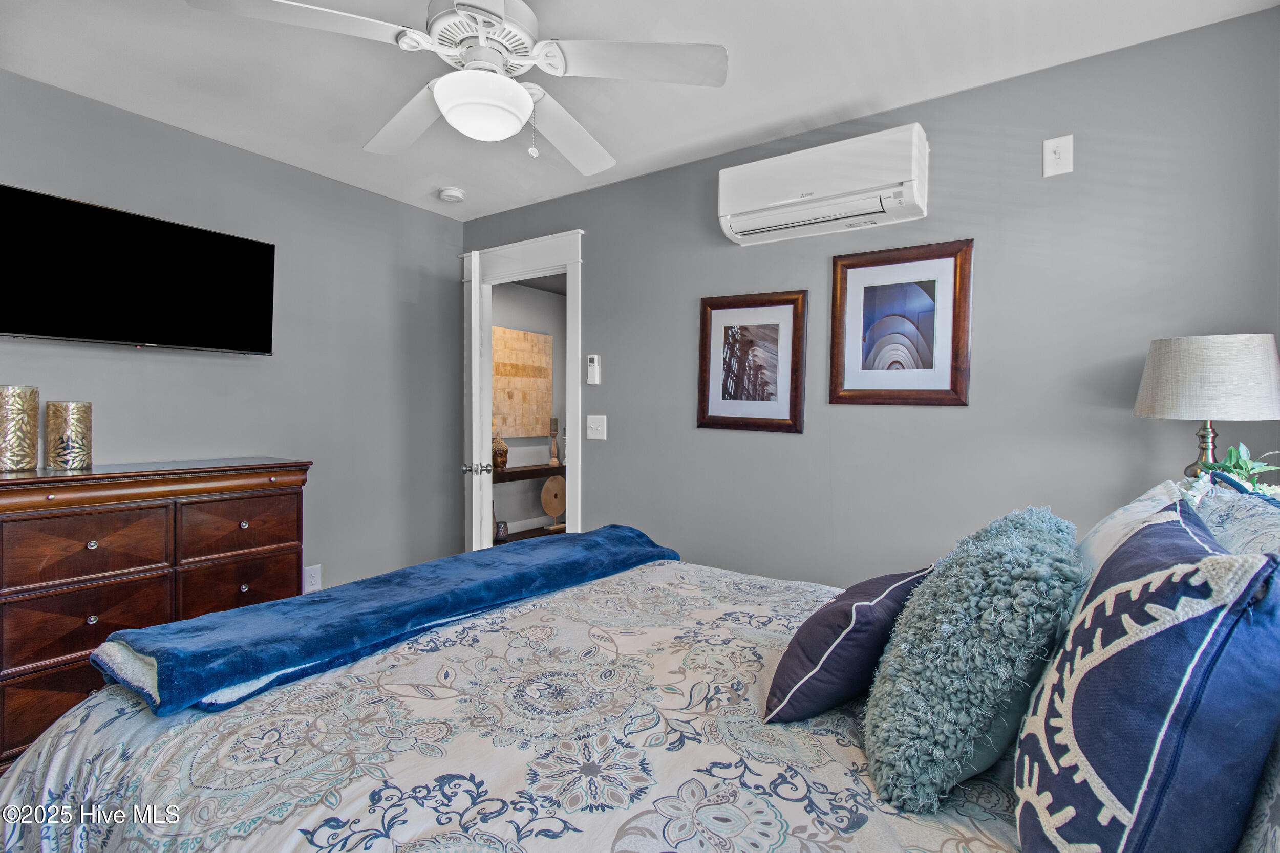 100532640 | Photo 39