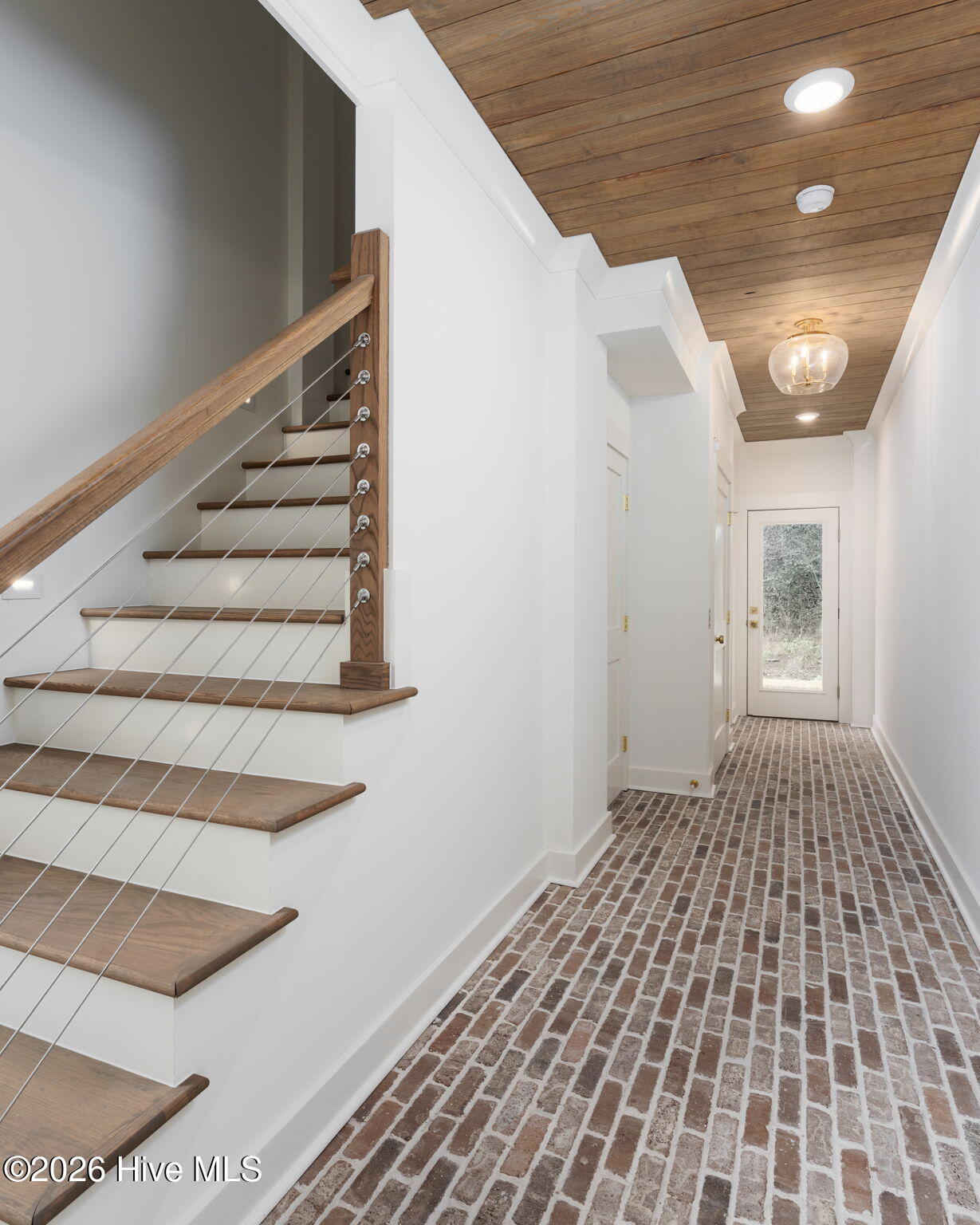 100 Peregrine Court, Surf City, NC 28445 – photo 15: entry-02a