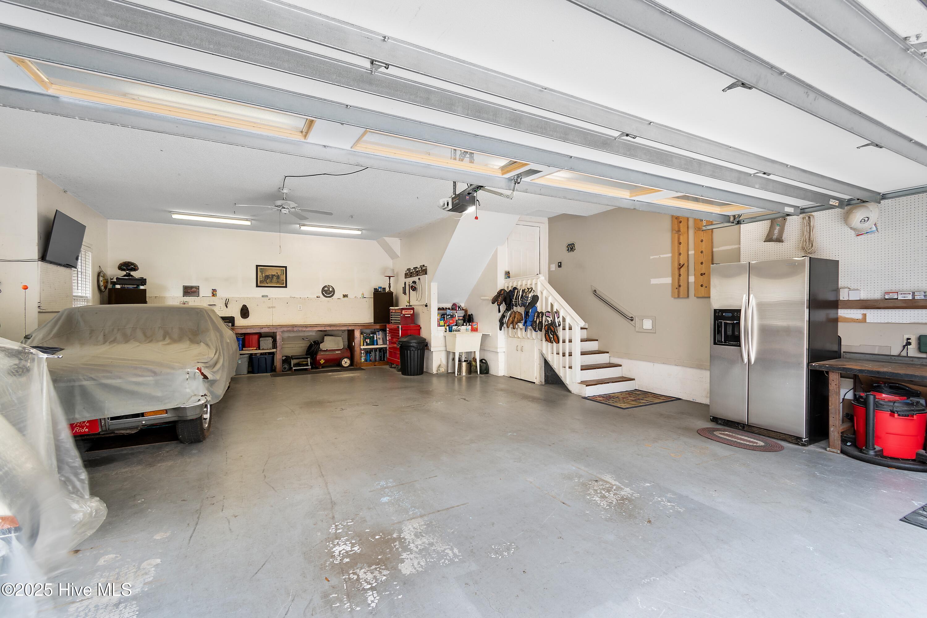 100556146 | Photo 37