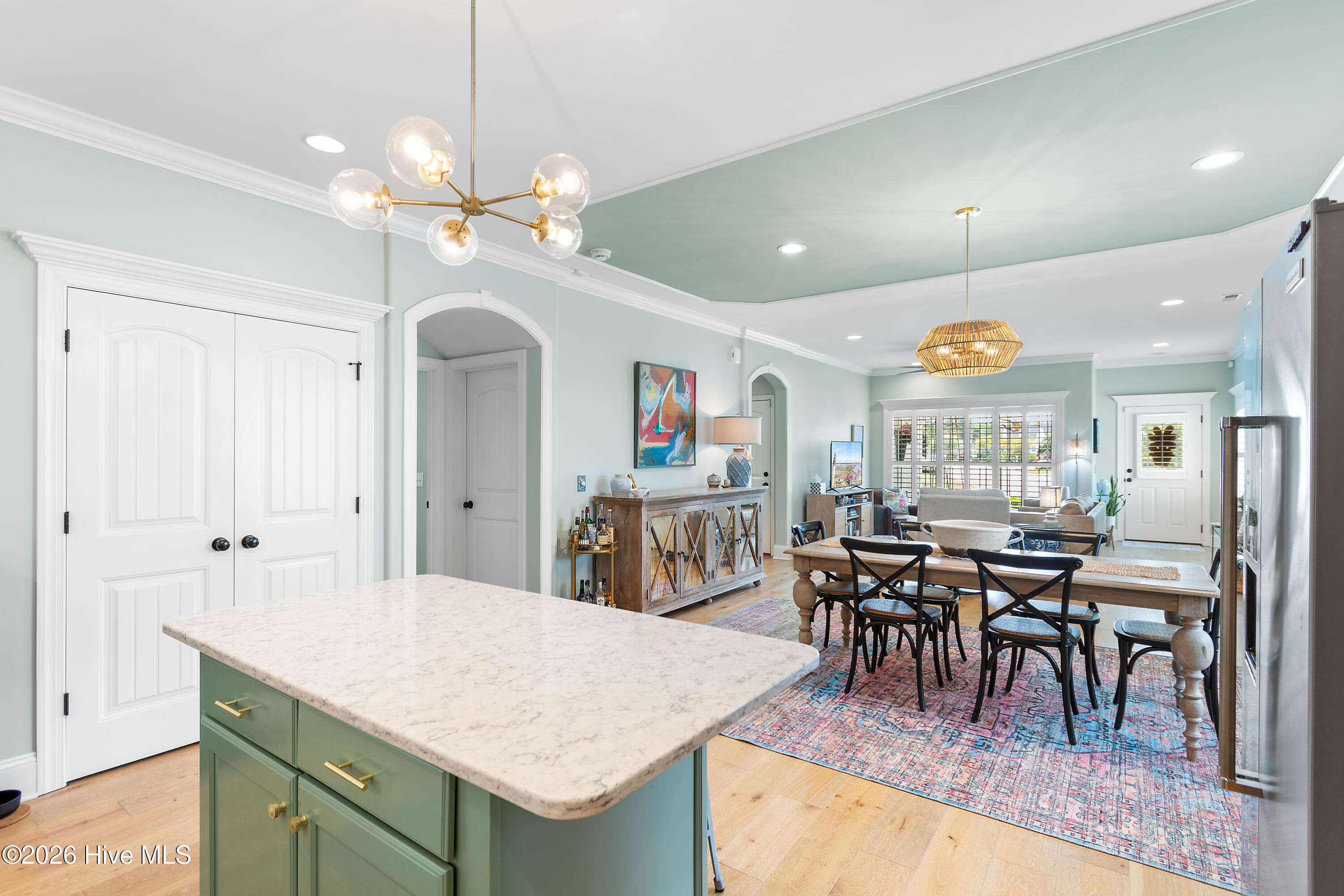 100566075 | Photo 20