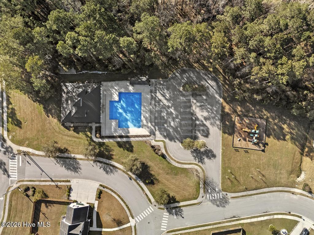 100564734 | Photo 31