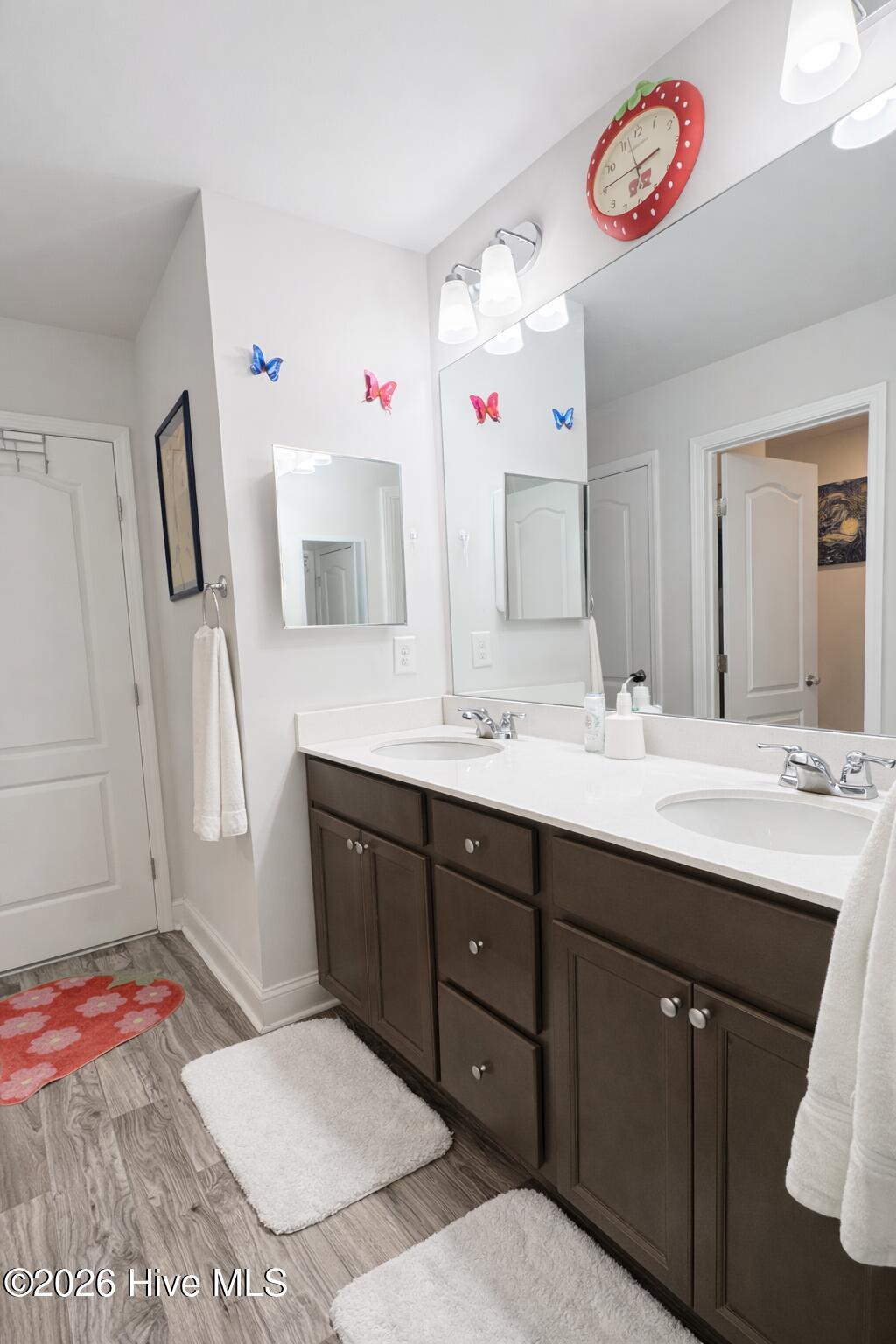 100564656 | Photo 21