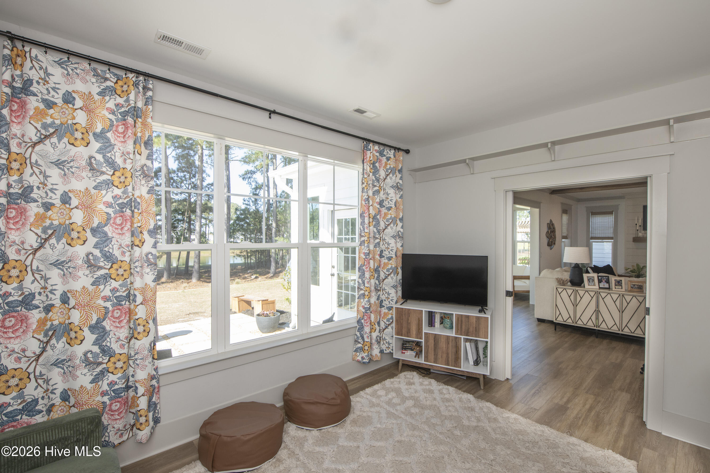 100563694 | Photo 29