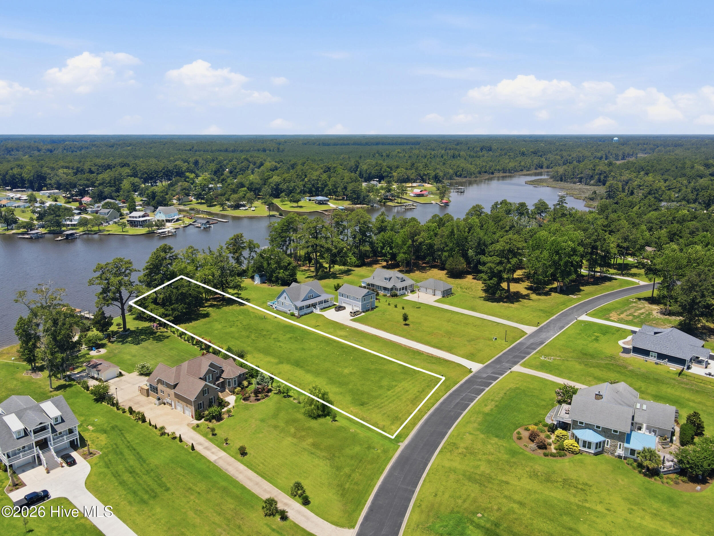 434 Southern Plantation Drive S,Oriental