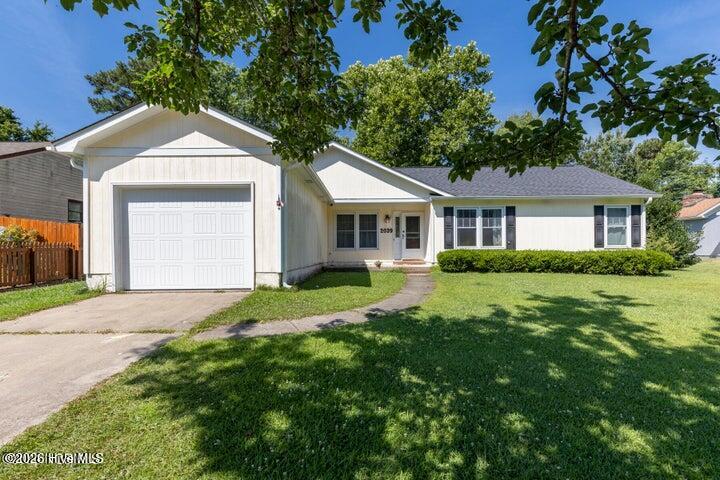 Exterior photo of 2039 Hunters Ridge Drive, Midway Park, NC 28544. MLS: 100593745