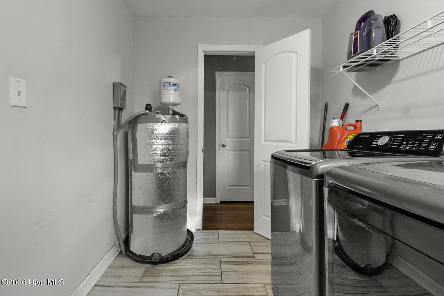 100550663 | Photo 22