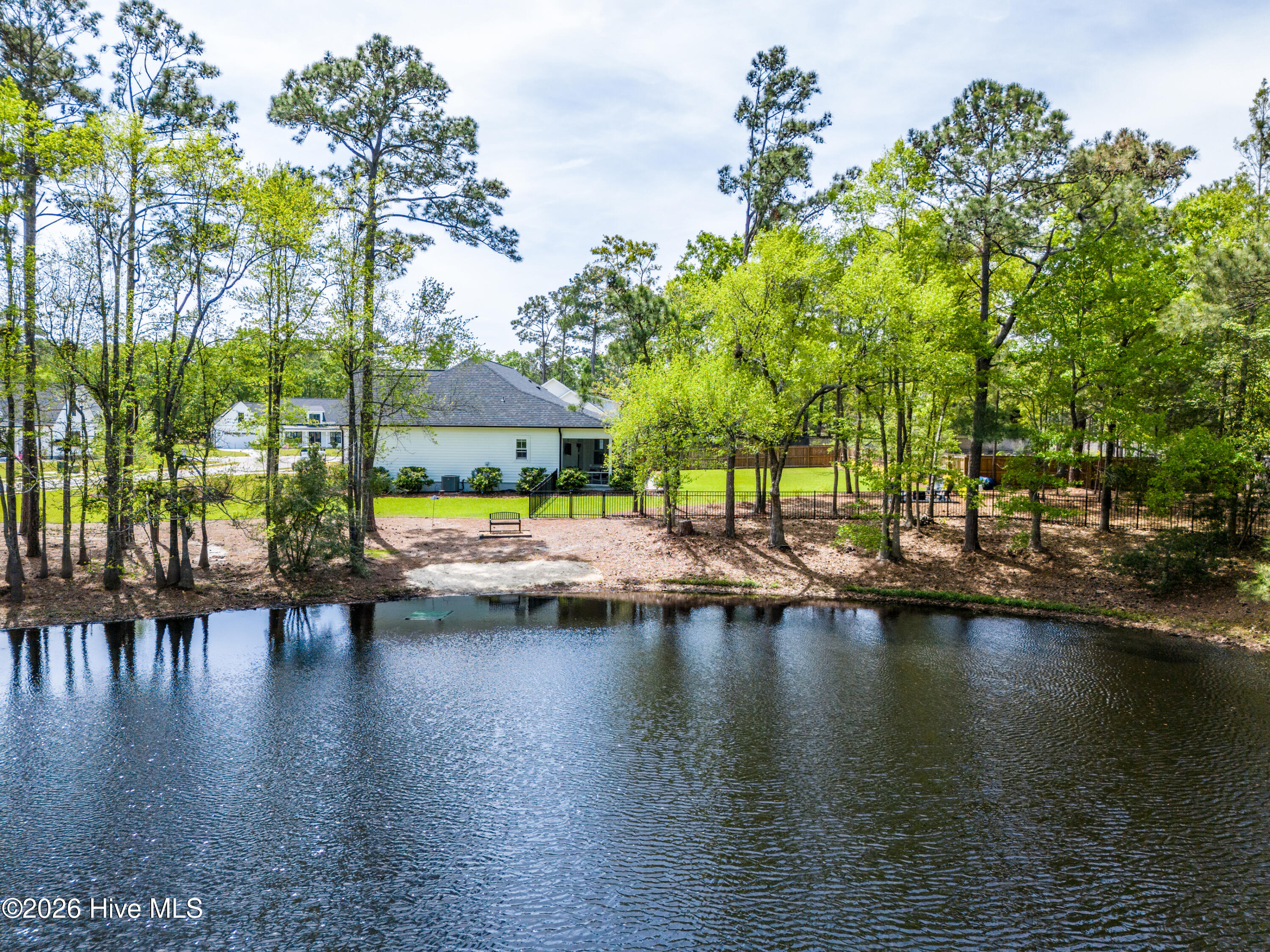 100567366 | Photo 49