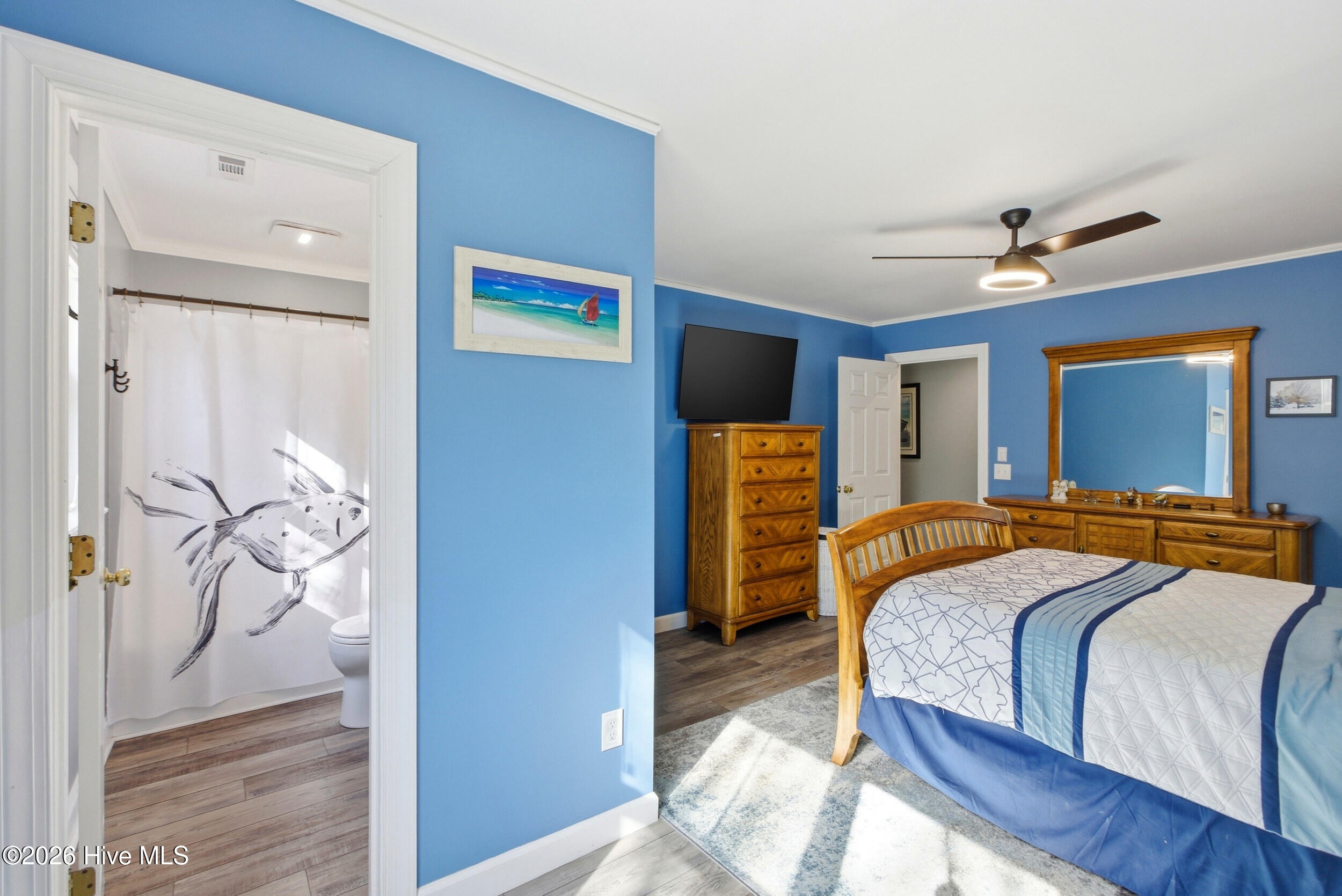 100552075 | Photo 19