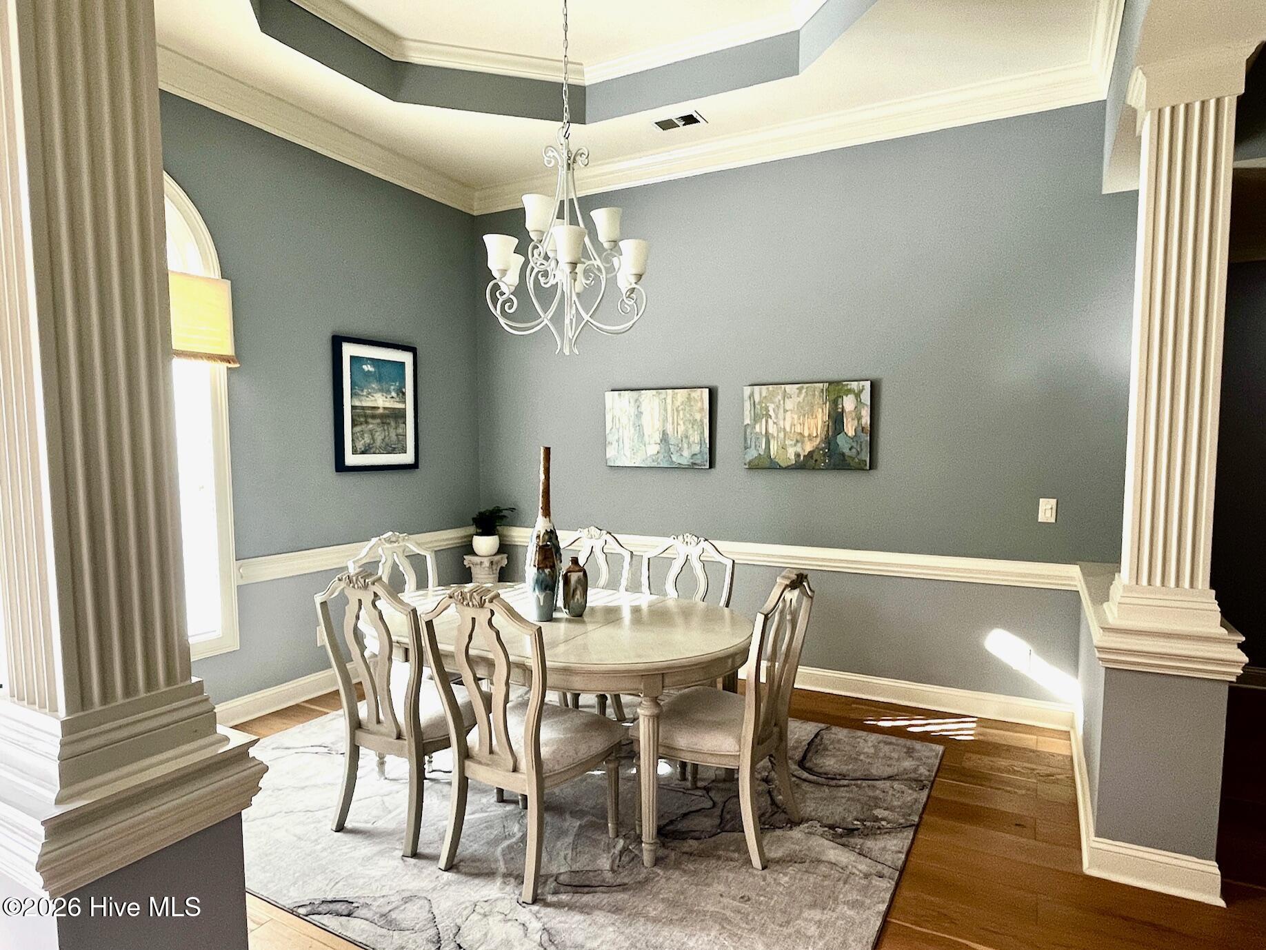 100566129 | Photo 10