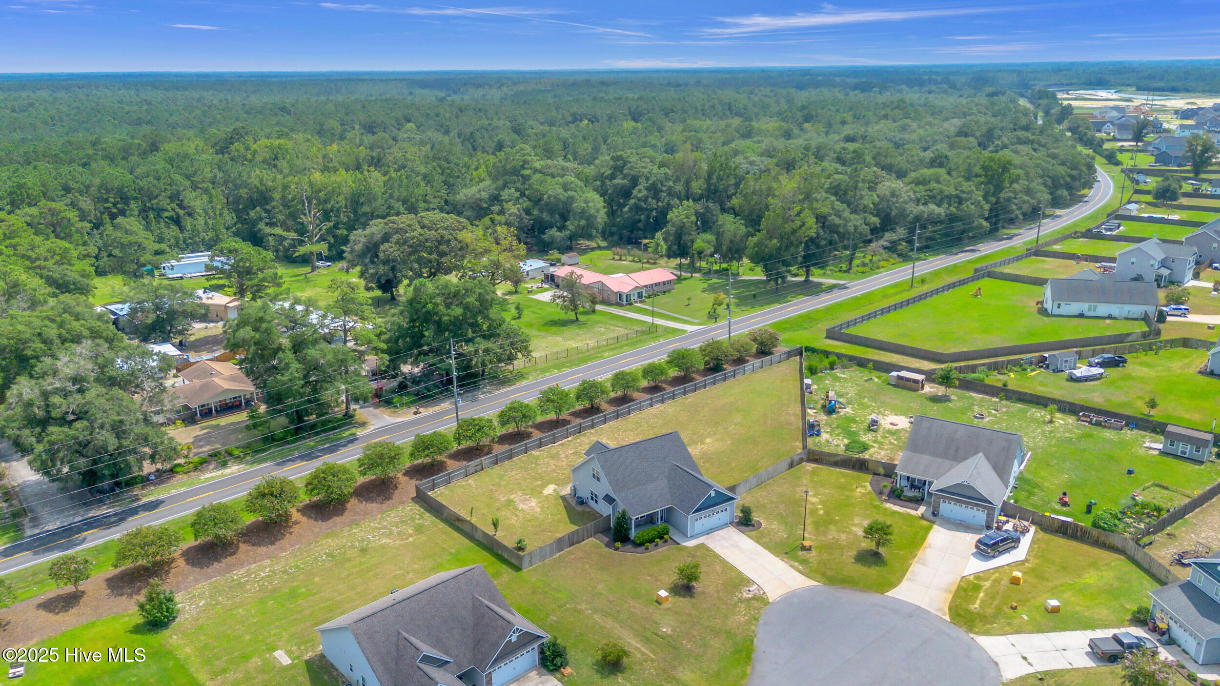 100526373 | Photo 36